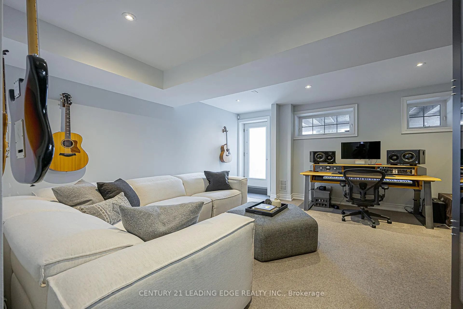 Photo 36 of 522 Woburn Avenue, Toronto, Bedford Park-Nortown — HOMEH