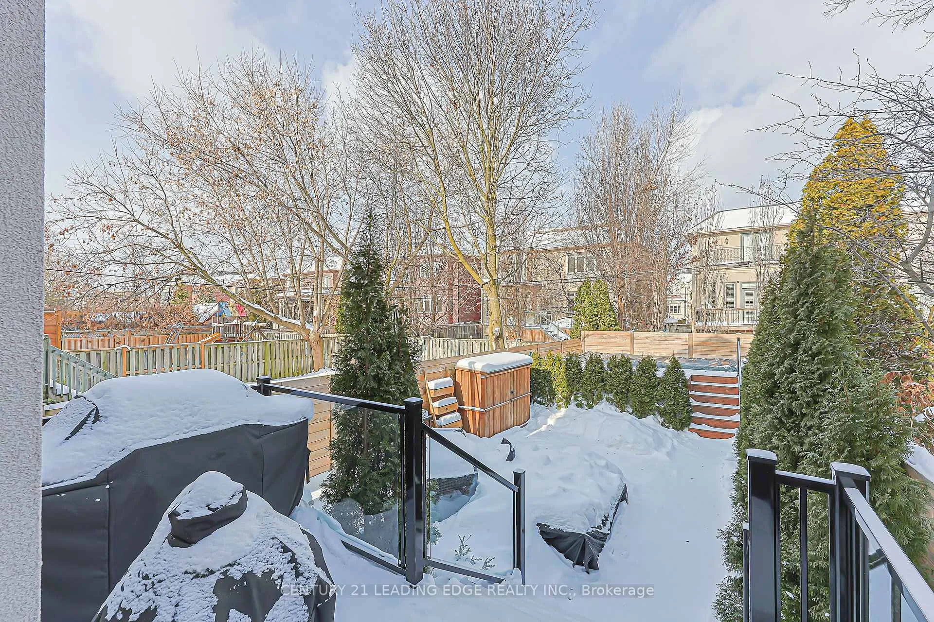 Photo 40 of 522 Woburn Avenue, Toronto, Bedford Park-Nortown — HOMEH