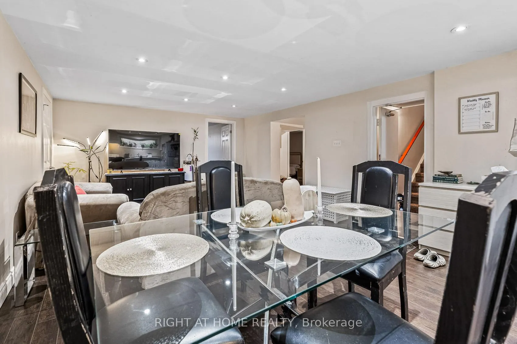 Photo 28 of 205 St Vincent Street, Barrie, Wellington — HOMEH