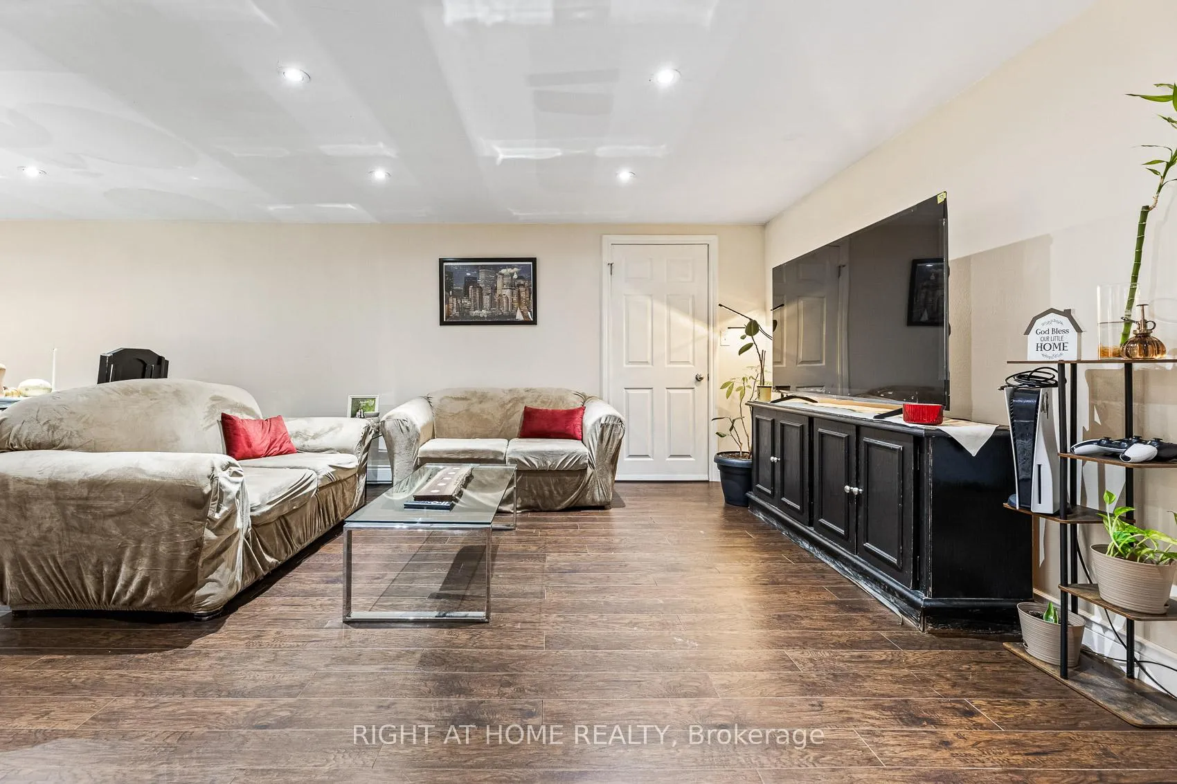 Photo 29 of 205 St Vincent Street, Barrie, Wellington — HOMEH