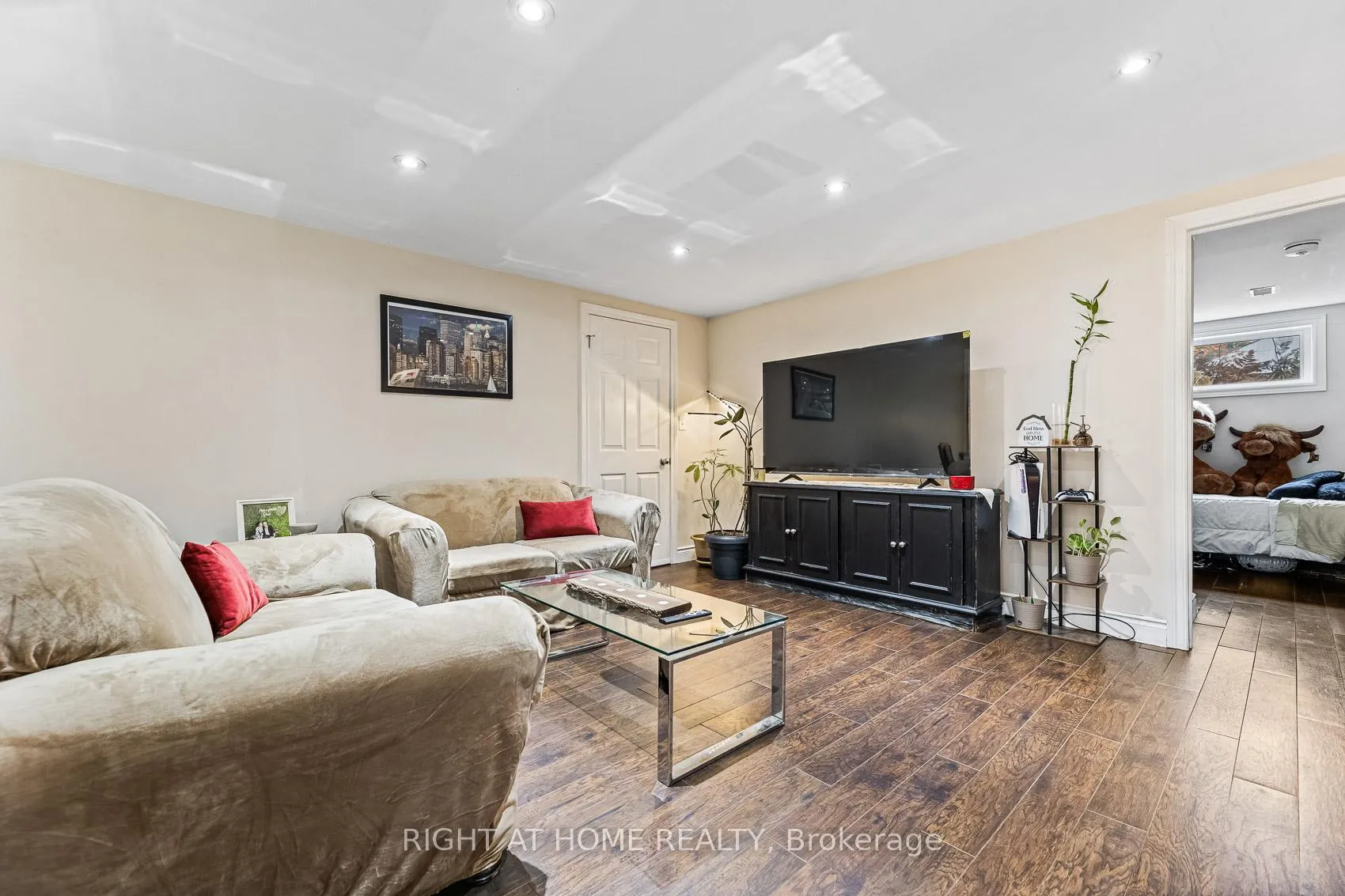 Photo 30 of 205 St Vincent Street, Barrie, Wellington — HOMEH