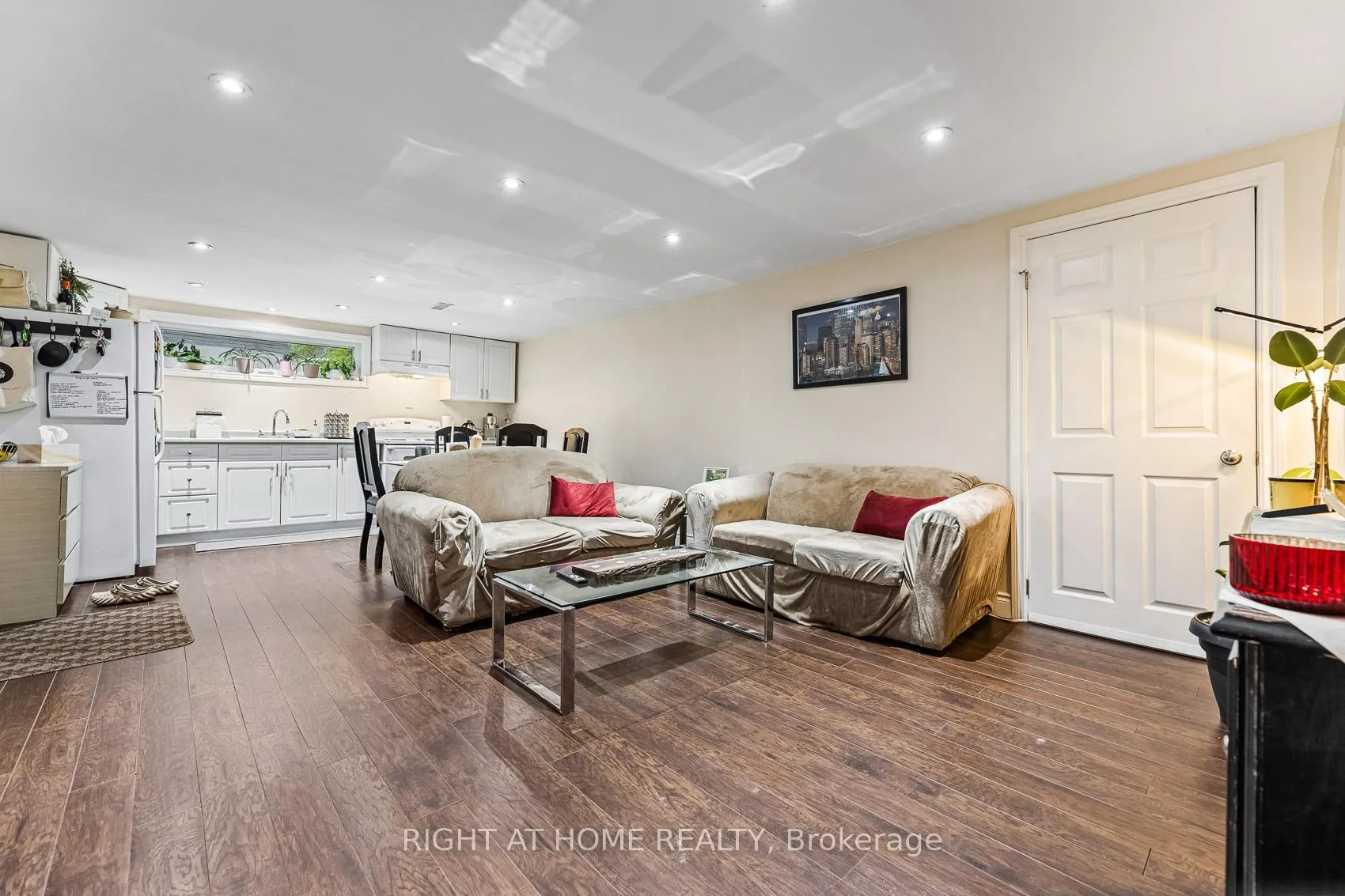 Photo 31 of 205 St Vincent Street, Barrie, Wellington — HOMEH
