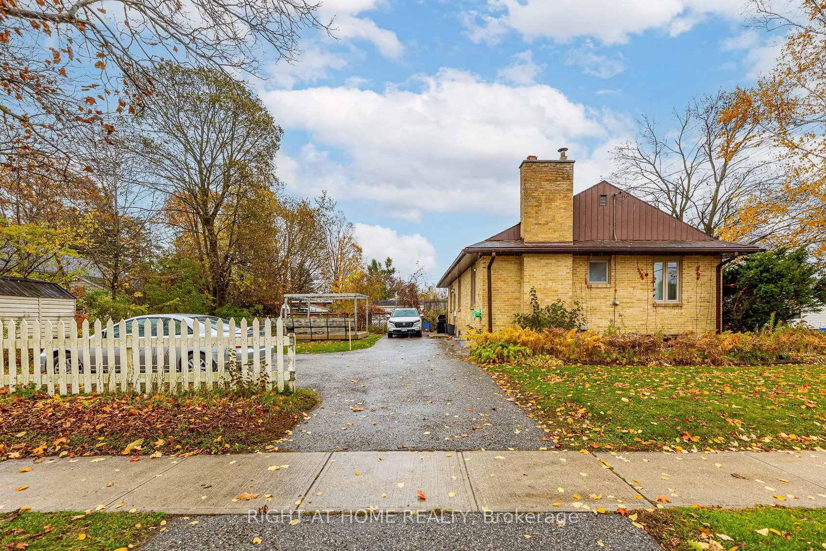 Photo 40 of 205 St Vincent Street, Barrie, Wellington — HOMEH
