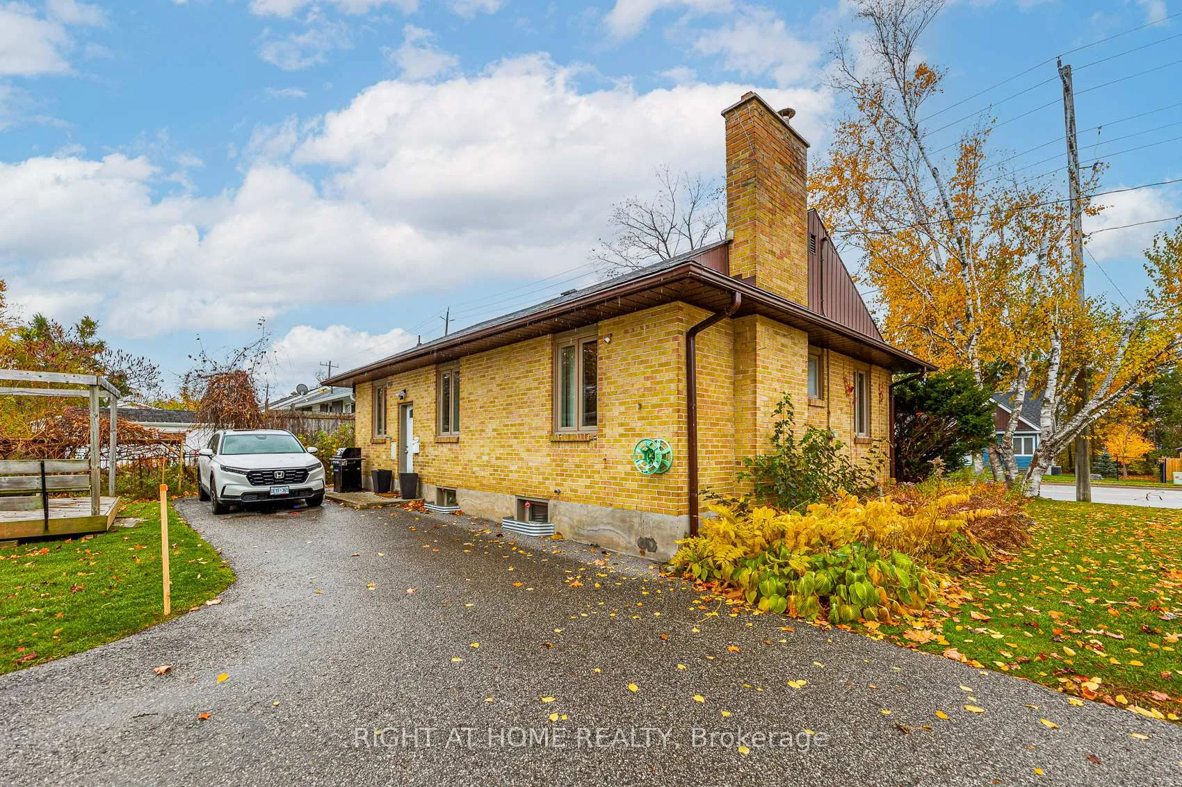 Photo 42 of 205 St Vincent Street, Barrie, Wellington — HOMEH