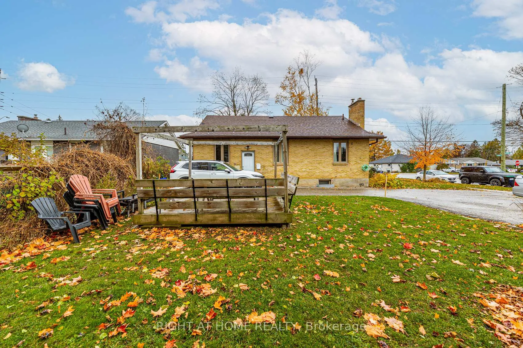 Photo 44 of 205 St Vincent Street, Barrie, Wellington — HOMEH