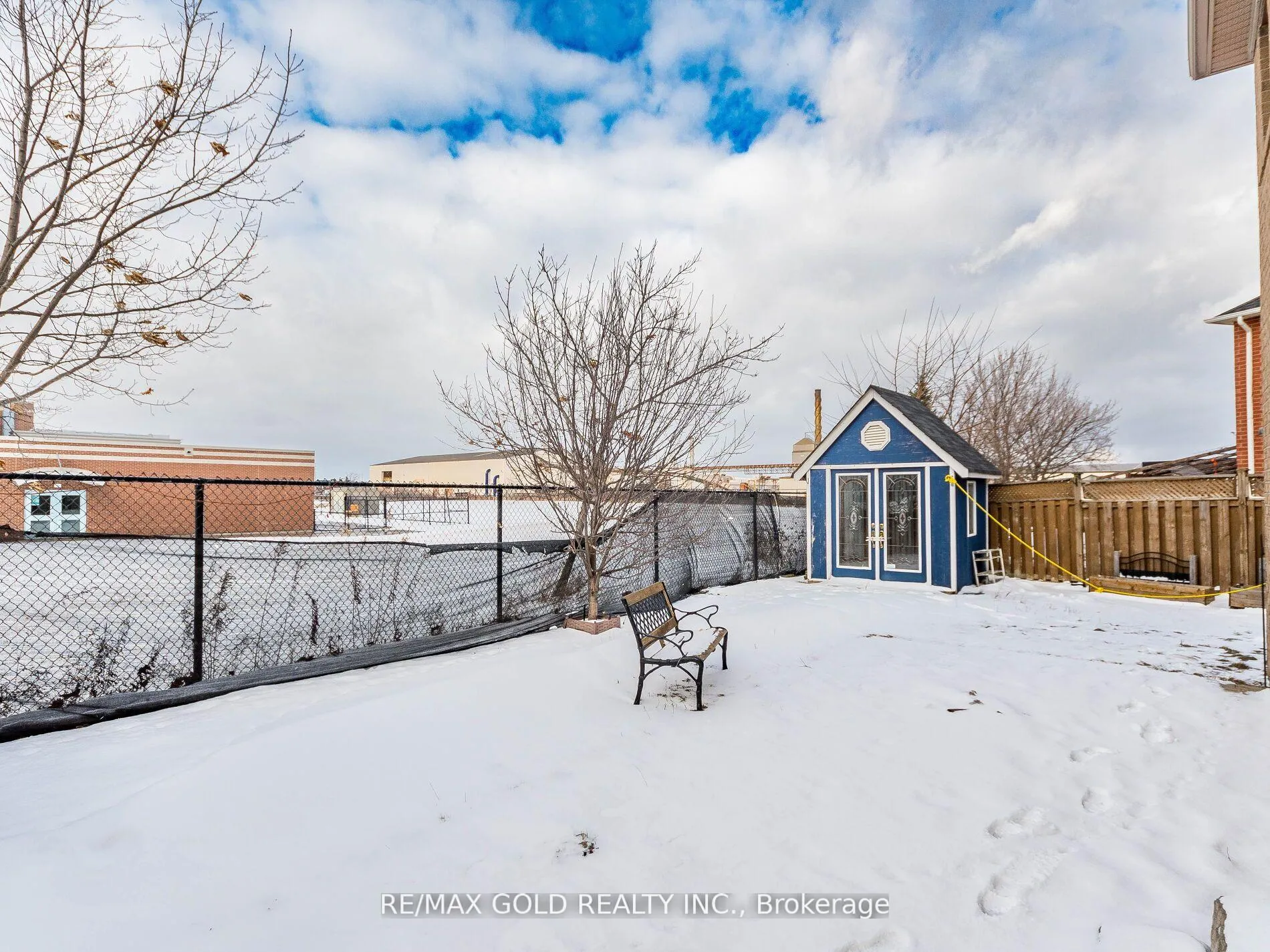 Photo 38 of 21 Milkweed Crescent, Brampton, Northwest Sandalwood Parkway — HOMEH