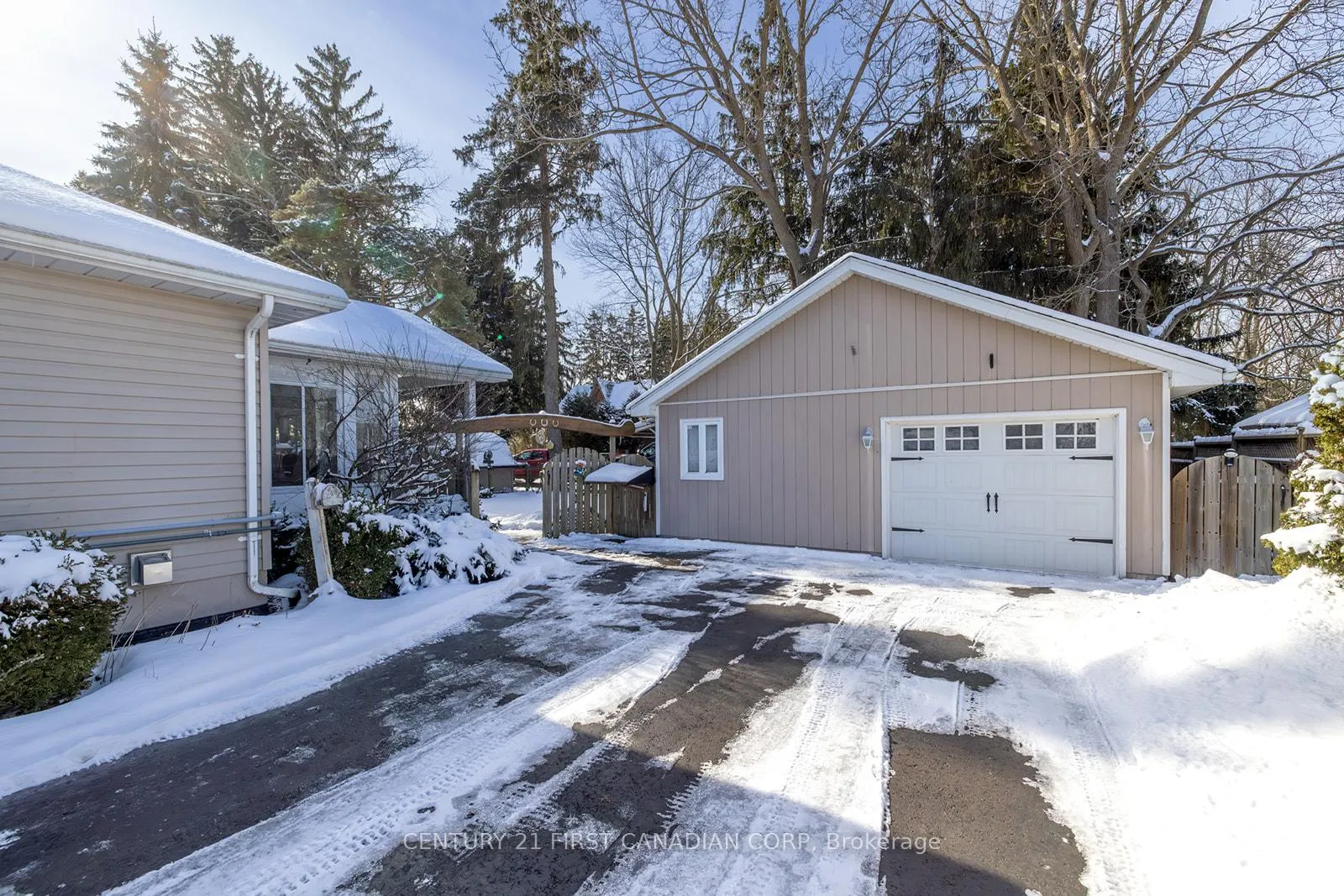 Photo 26 of 6 Henry Street, Chatham-Kent, Ridgetown — HOMEH