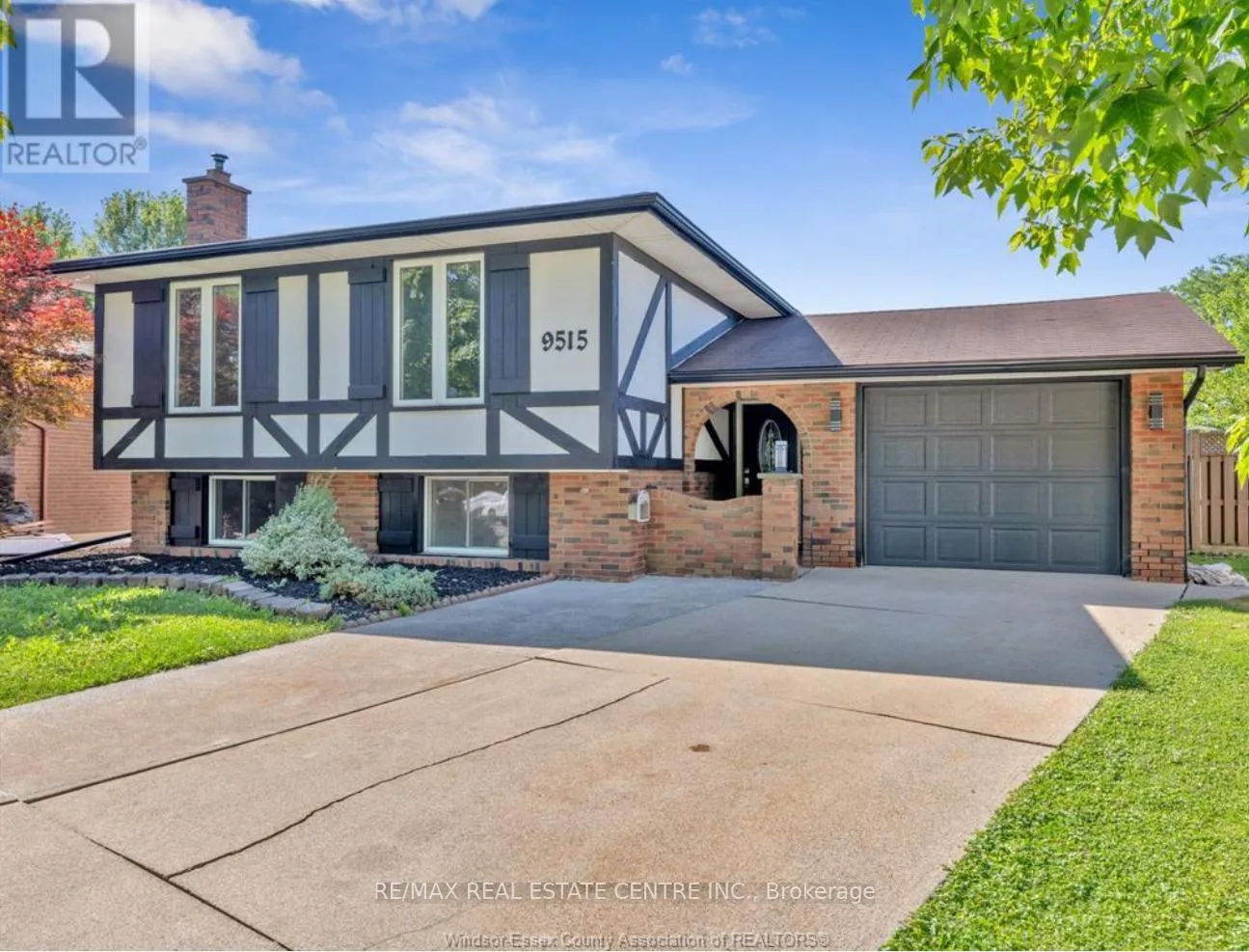 Photo 2 of Unit A&B, 9515 Kerby Road, Windsor — HOMEH