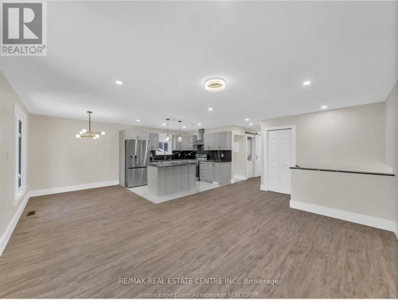 Photo 3 of Unit A&B, 9515 Kerby Road, Windsor — HOMEH