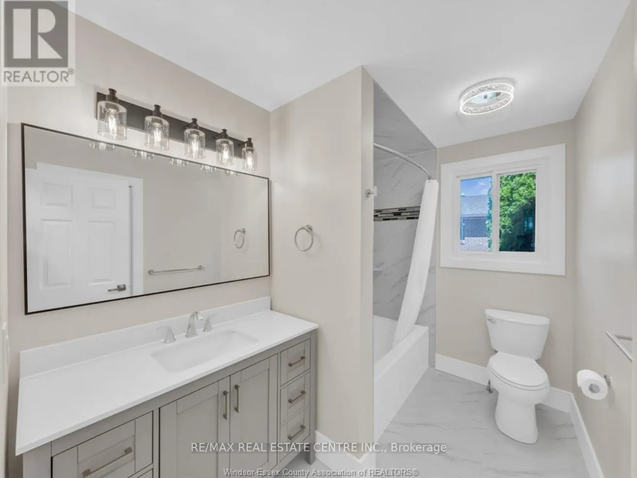 Photo 7 of Unit A&B, 9515 Kerby Road, Windsor — HOMEH