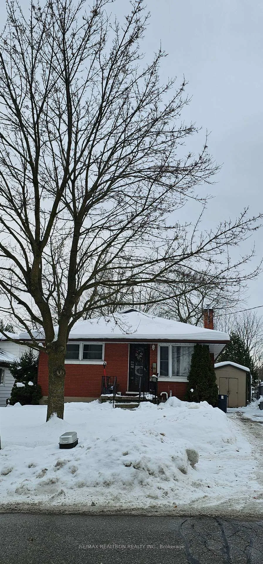 Photo 3 of 97 Belmont Avenue E, Kitchener — HOMEH