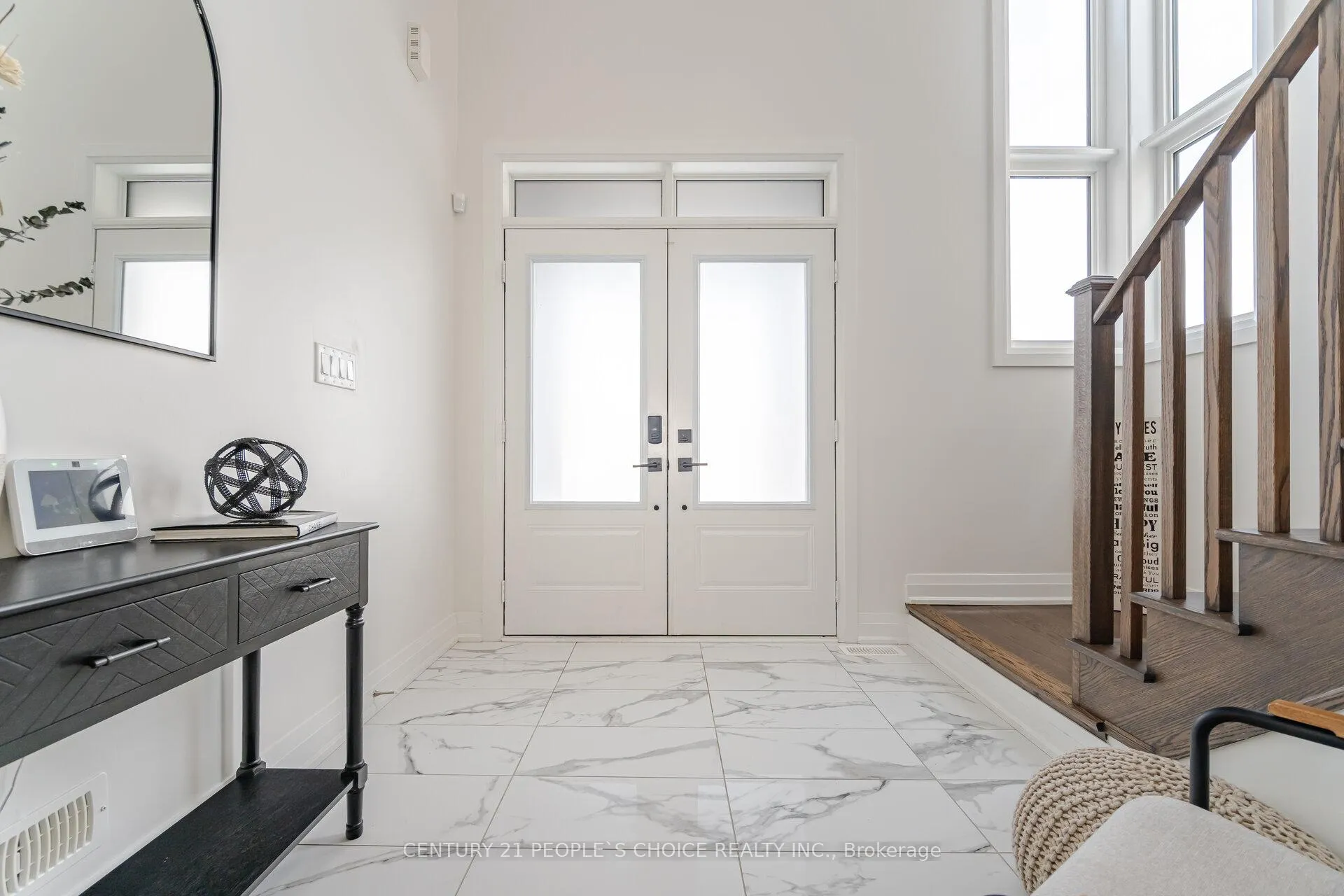 Photo 4 of 224 Bellefond Street, Vaughan, Kleinburg — HOMEH