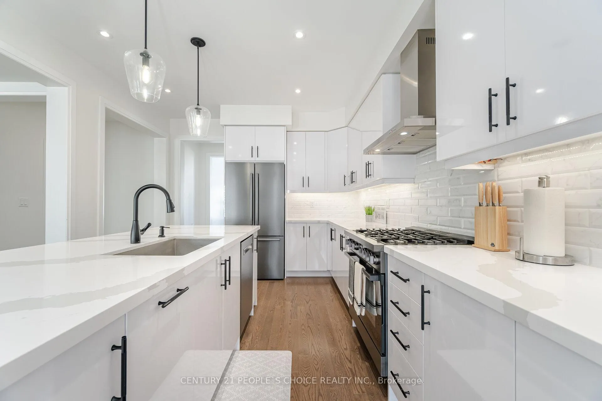 Photo 9 of 224 Bellefond Street, Vaughan, Kleinburg — HOMEH
