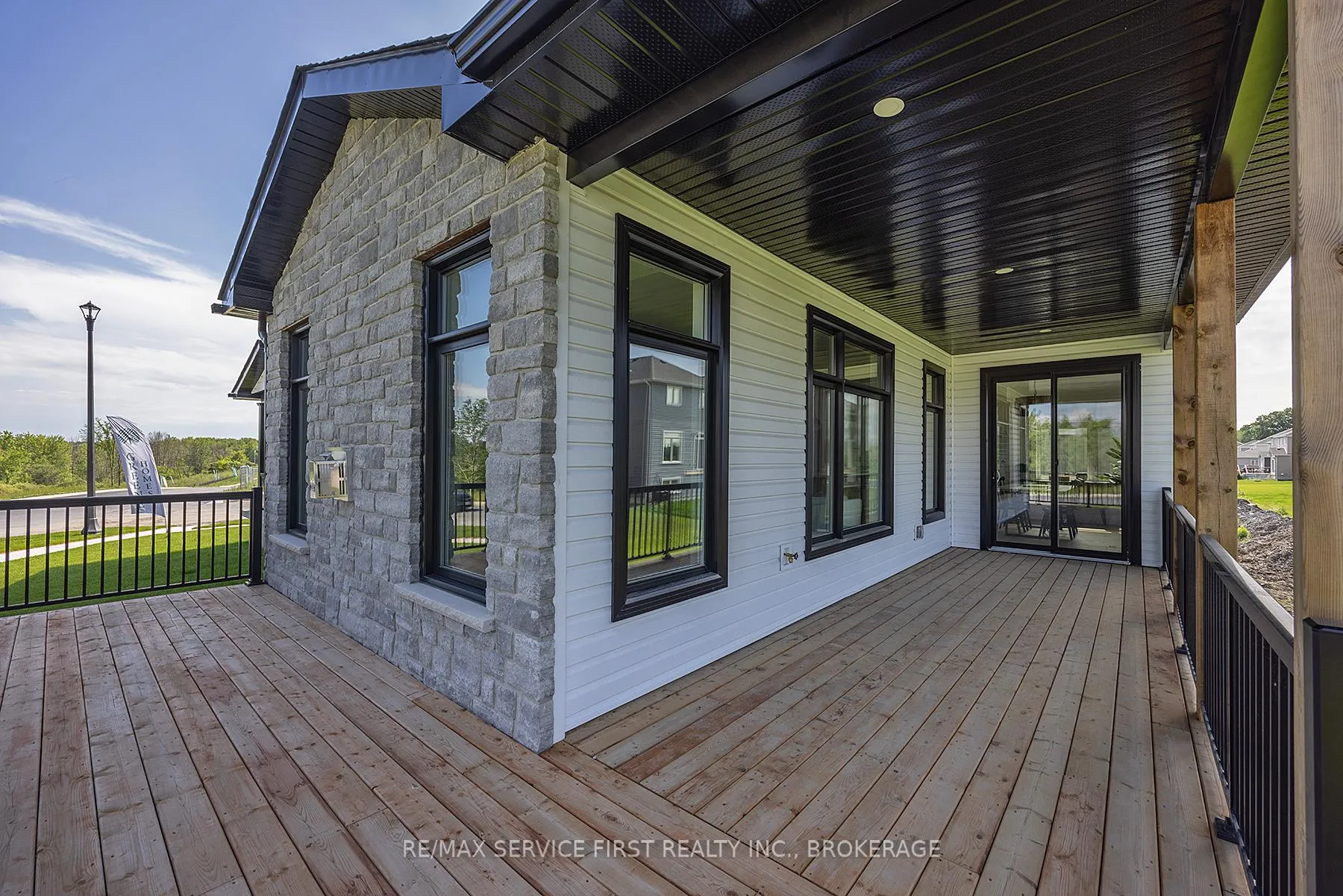 Photo 3 of 1700 Monica Drive, Kingston, City Northwest — HOMEH