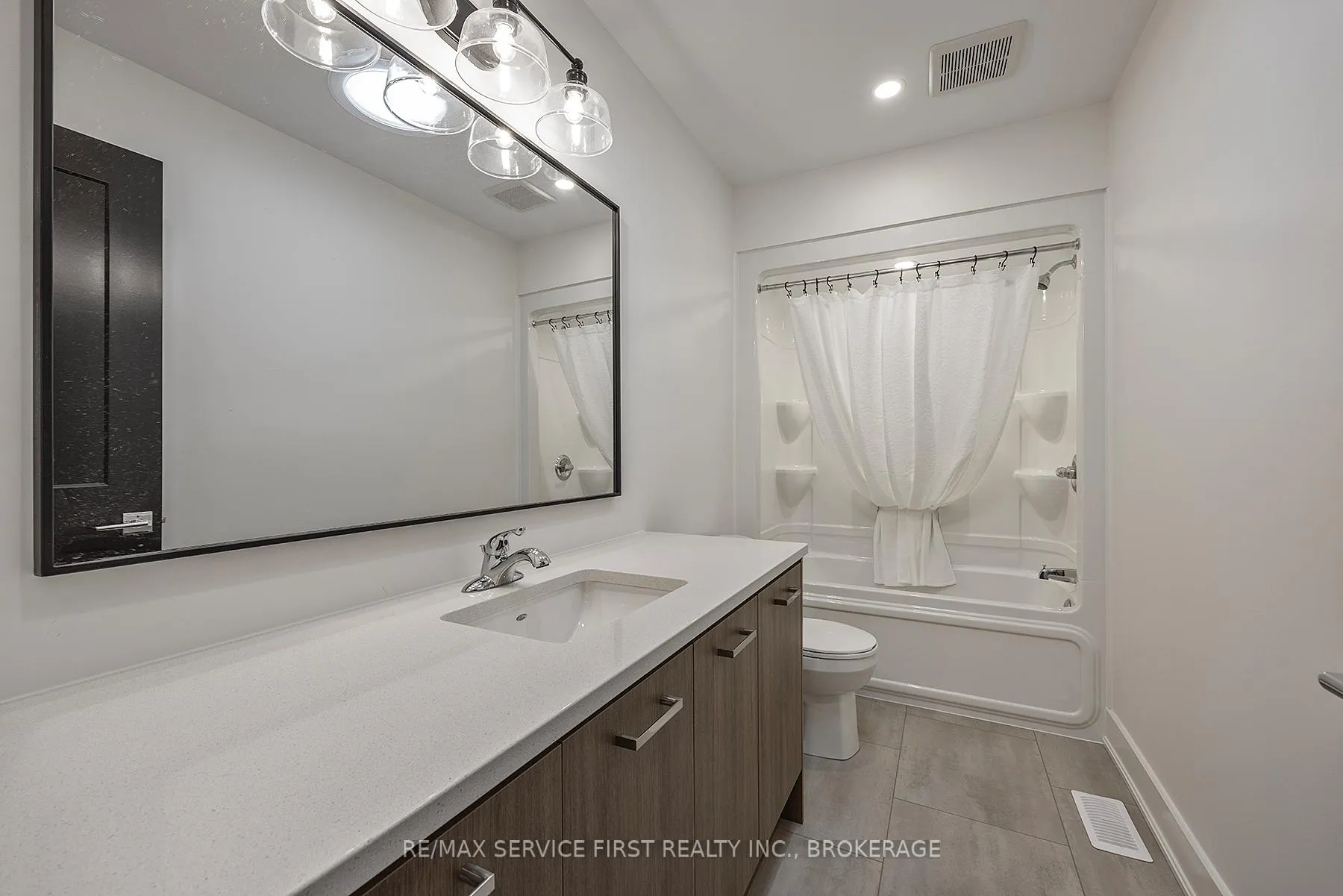 Photo 42 of 1700 Monica Drive, Kingston, City Northwest — HOMEH