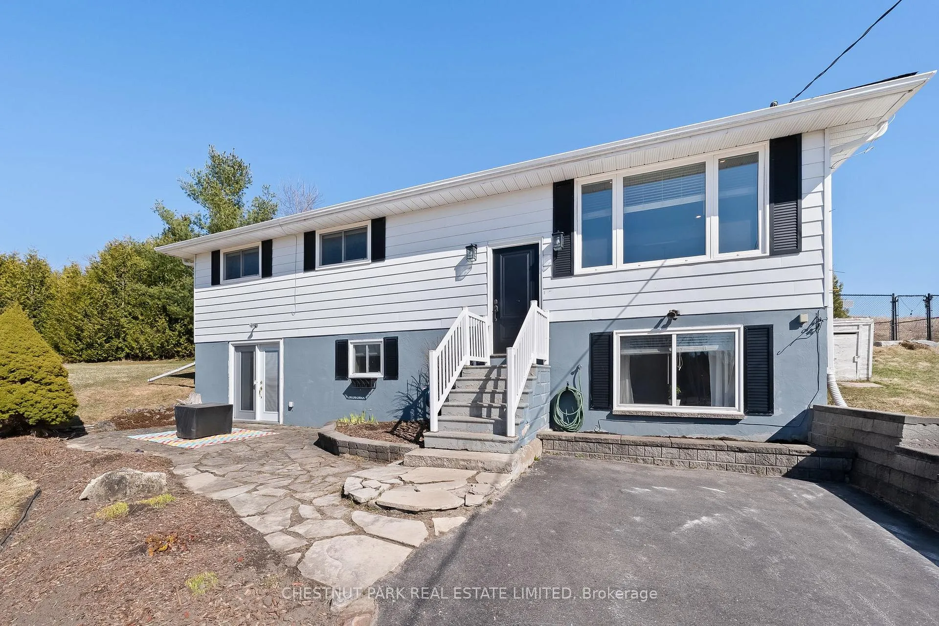 Photo 2 of 2070 Concession 5 Road, Brock, Rural Brock — HOMEH