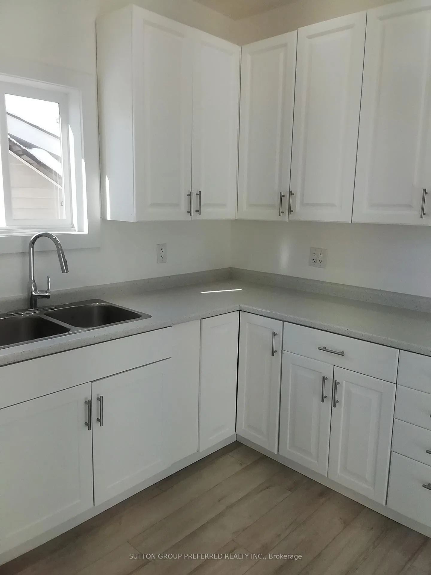 Photo 11 of 11 Amelia Street, St. Thomas — HOMEH