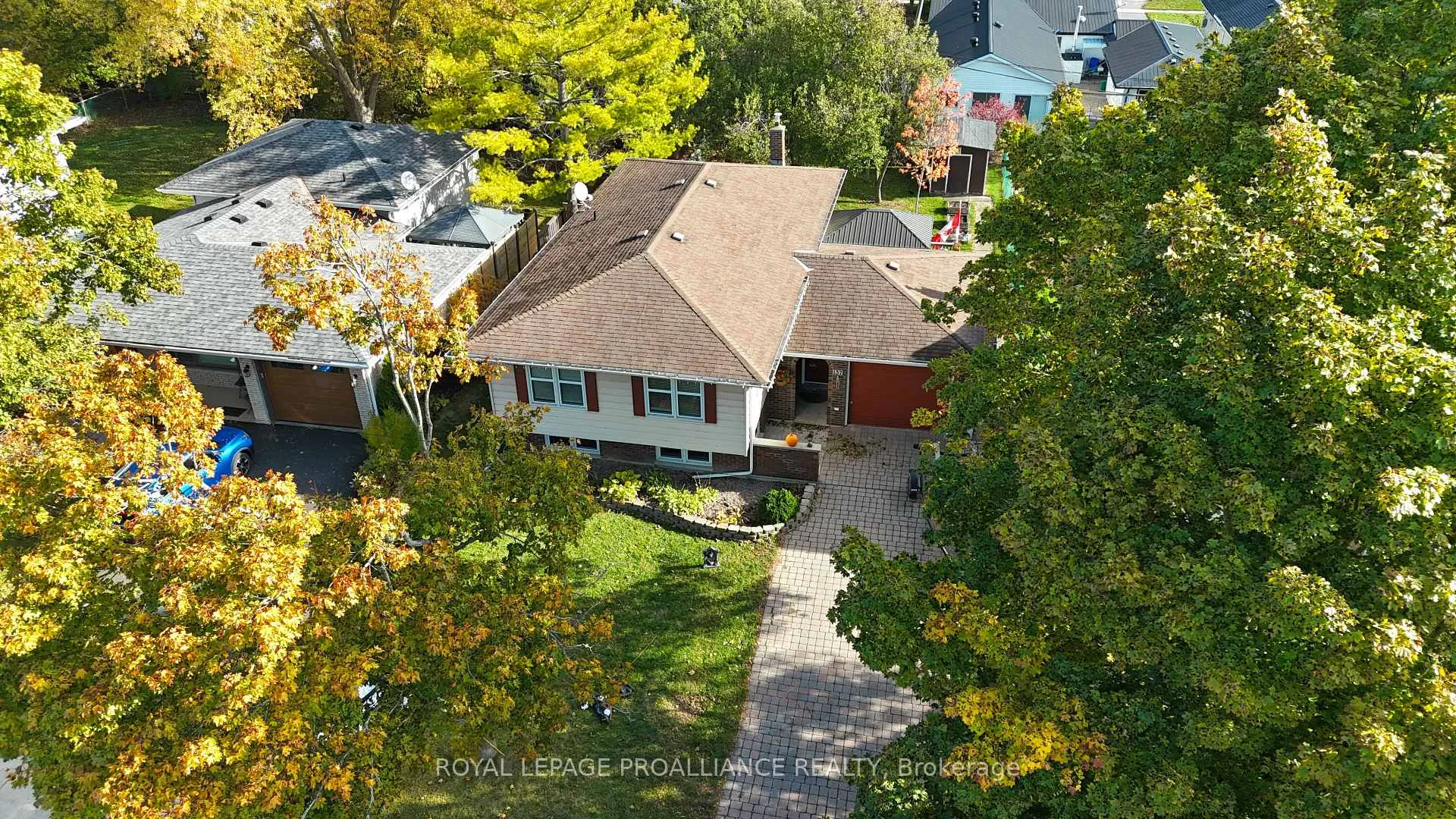 Photo 4 of 157 Singleton Drive, Belleville, Belleville Ward — HOMEH