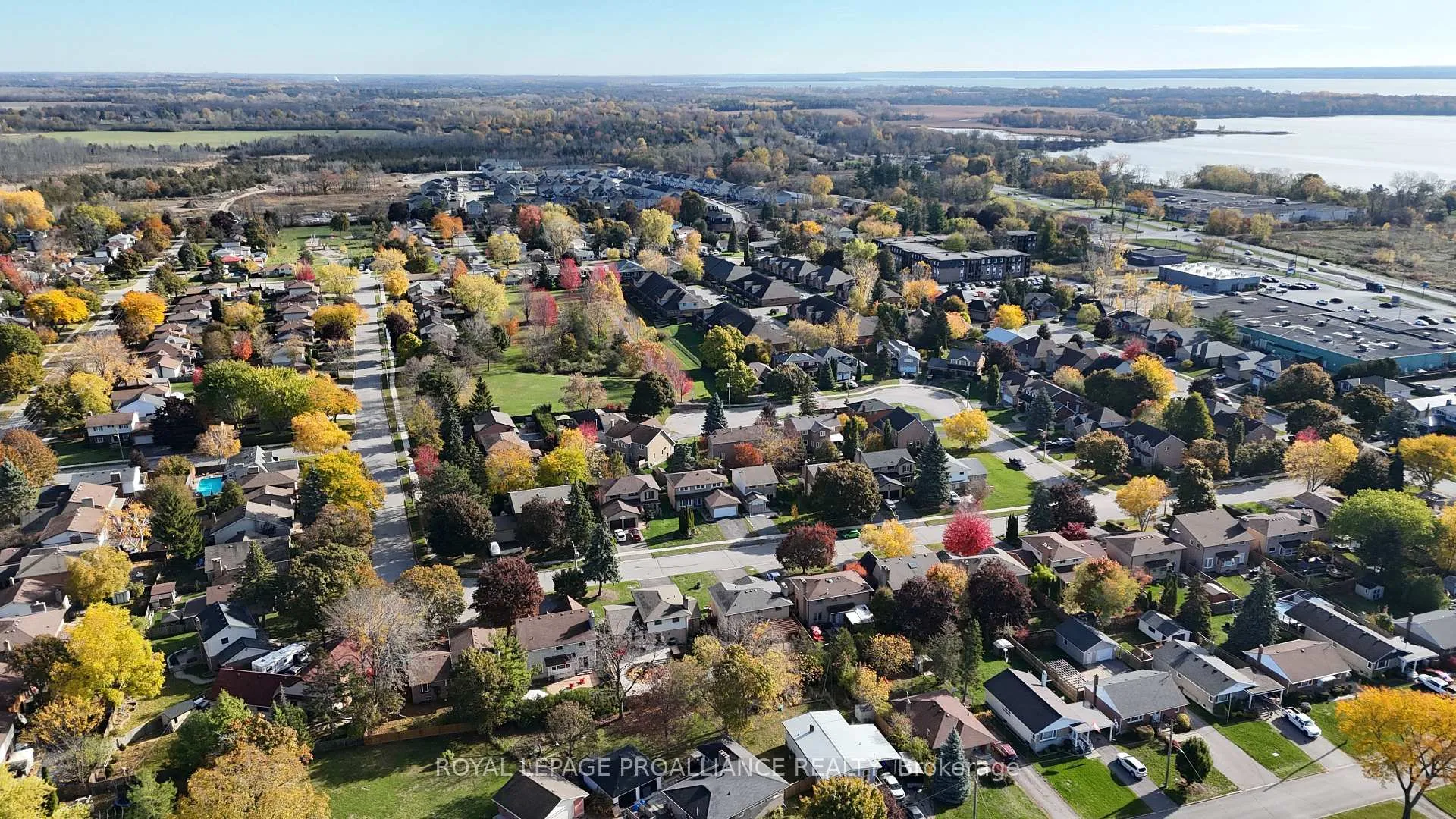 Photo 31 of 157 Singleton Drive, Belleville, Belleville Ward — HOMEH