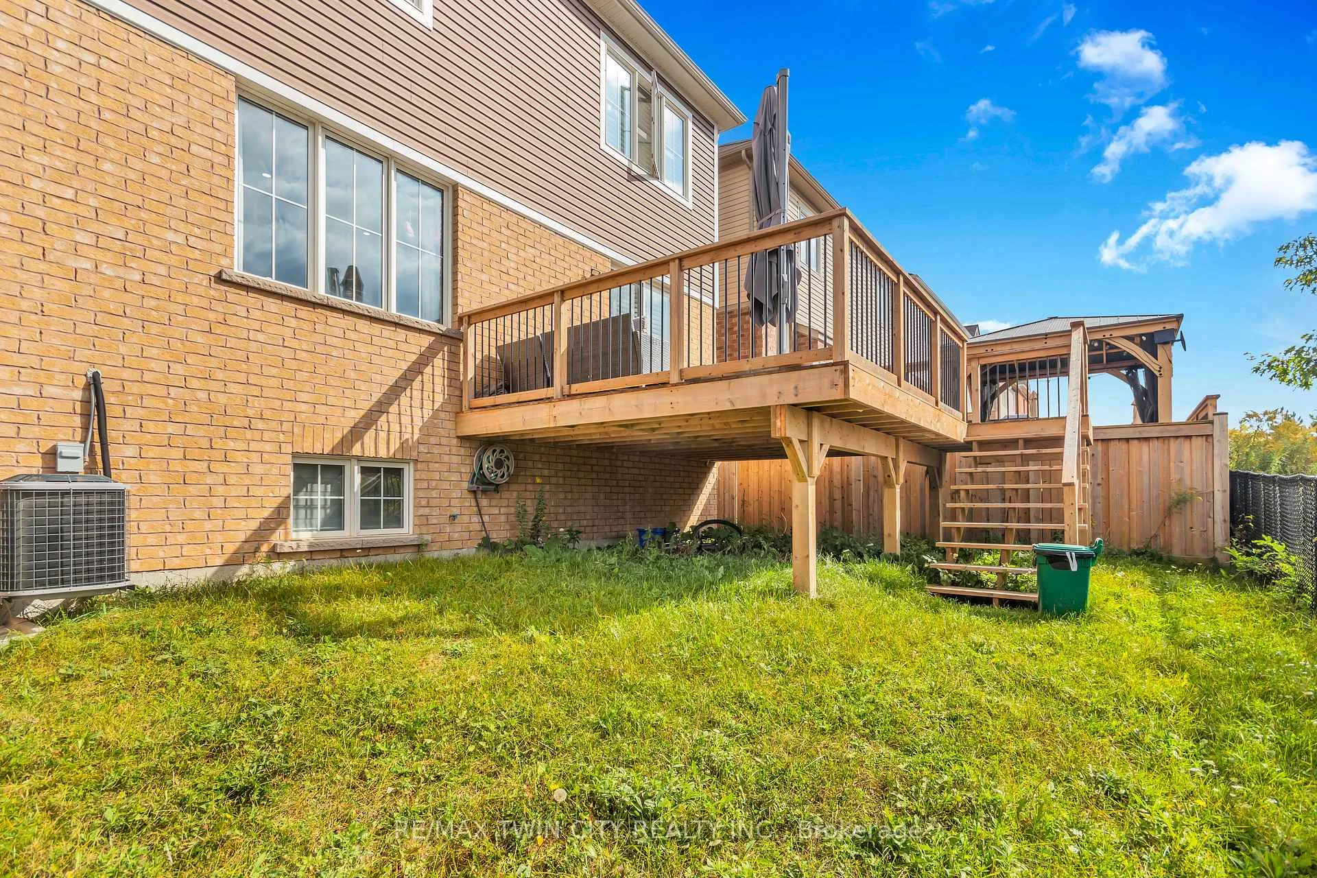 Photo 38 of 23 Shoreacres Drive, Kitchener — HOMEH