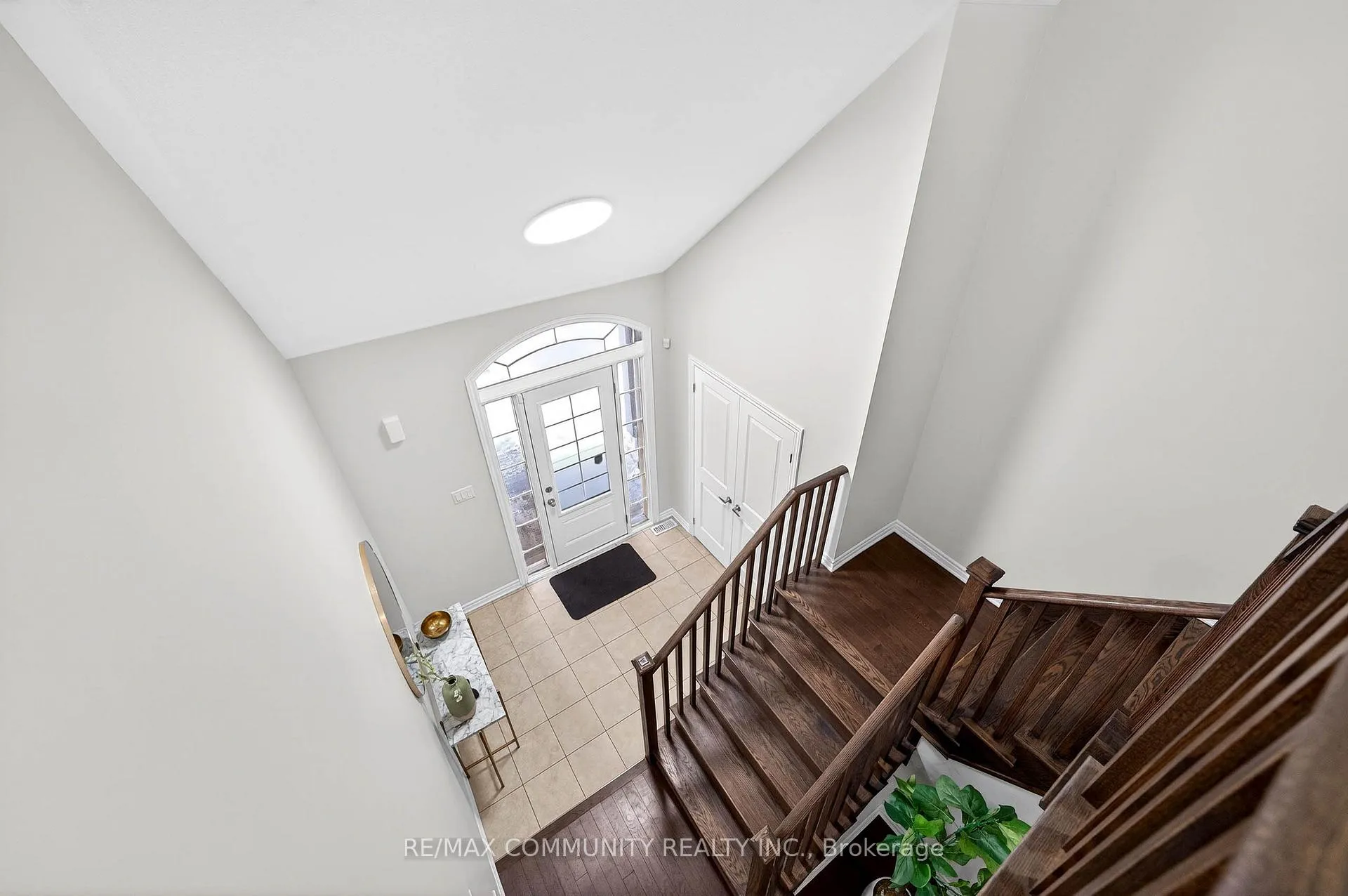 Photo 3 of 55 Southampton Street, Scugog, Port Perry — HOMEH