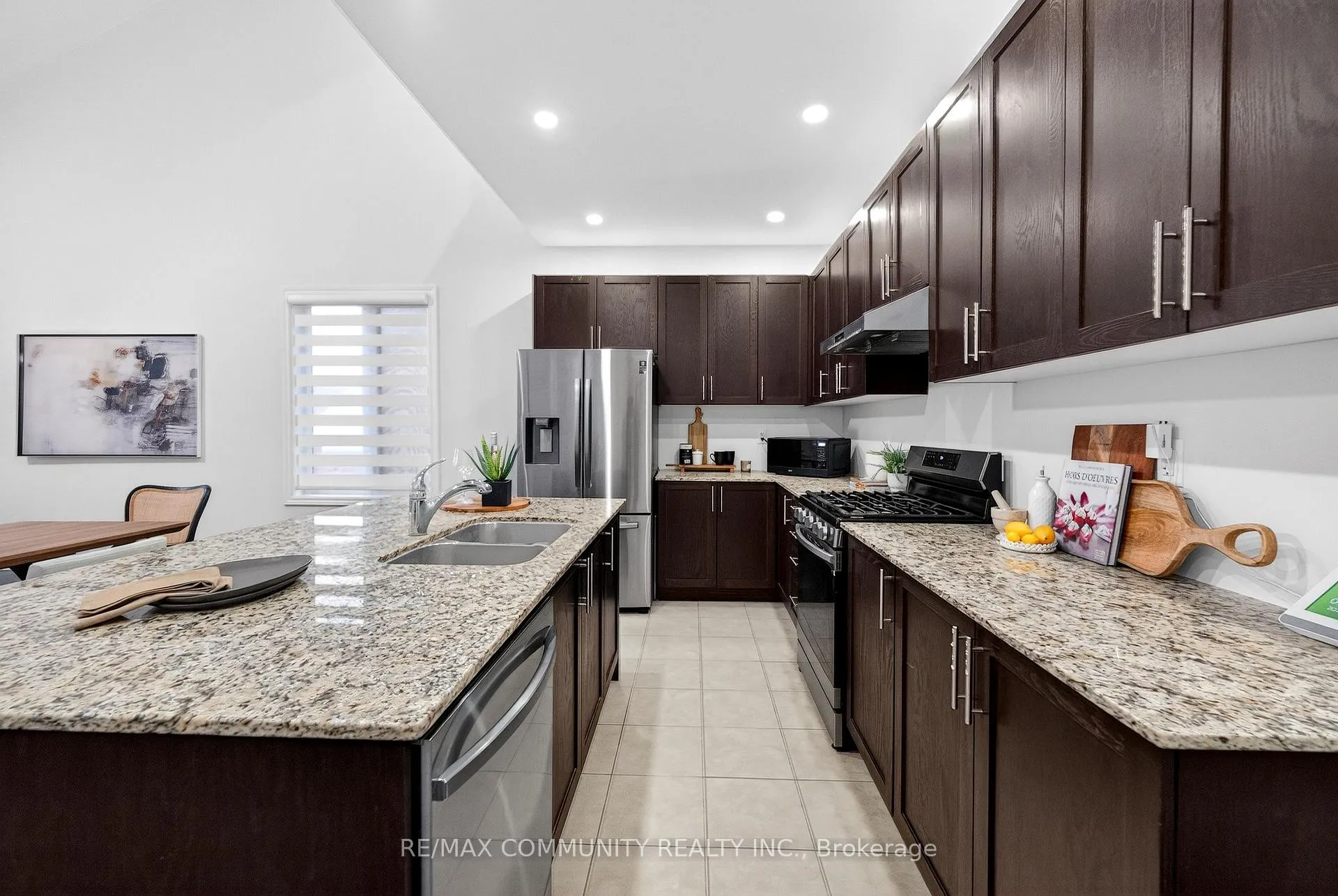 Photo 12 of 55 Southampton Street, Scugog, Port Perry — HOMEH