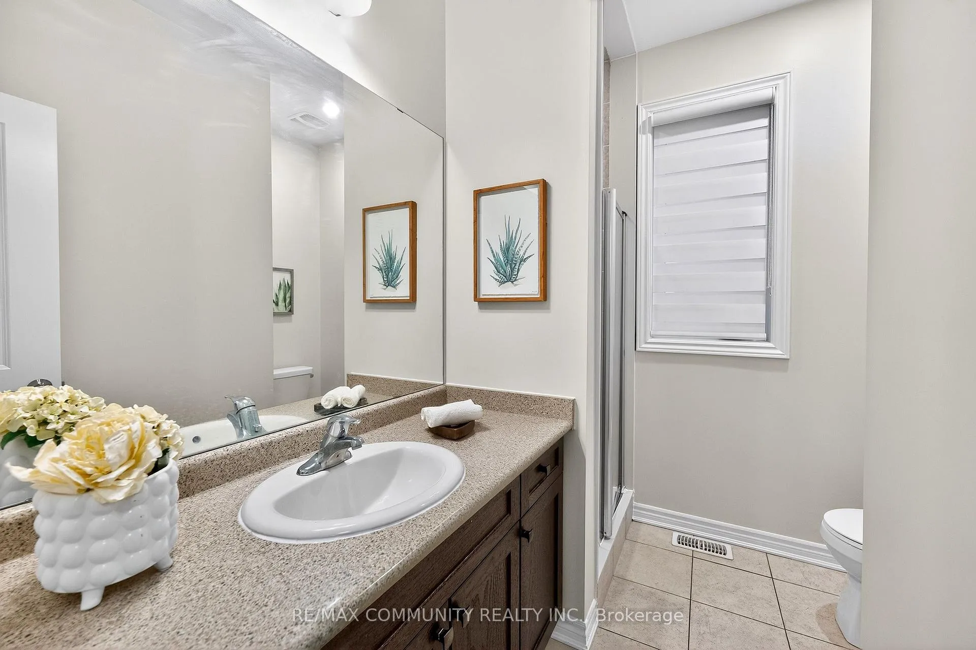 Photo 15 of 55 Southampton Street, Scugog, Port Perry — HOMEH