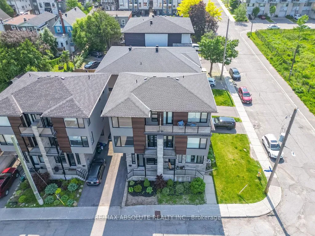 Photo 49 of 2 C Railway Street, Ottawa, West Centre Town — HOMEH