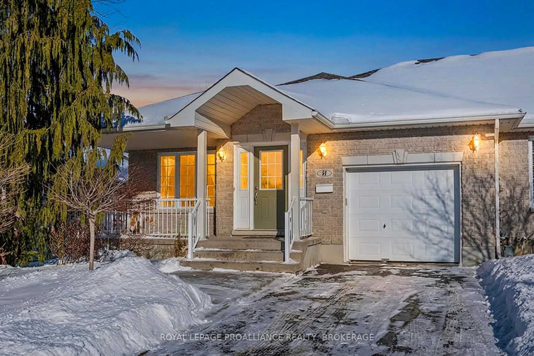 Front of 51 Ellesmeer Avenue