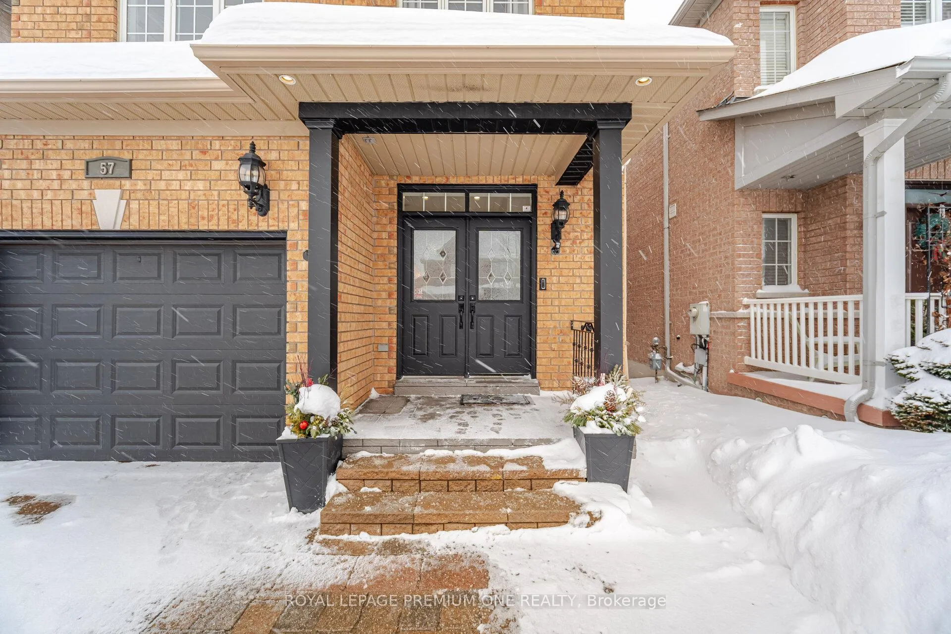 Photo 2 of 57 Cherry Bush Road, Vaughan, Patterson — HOMEH