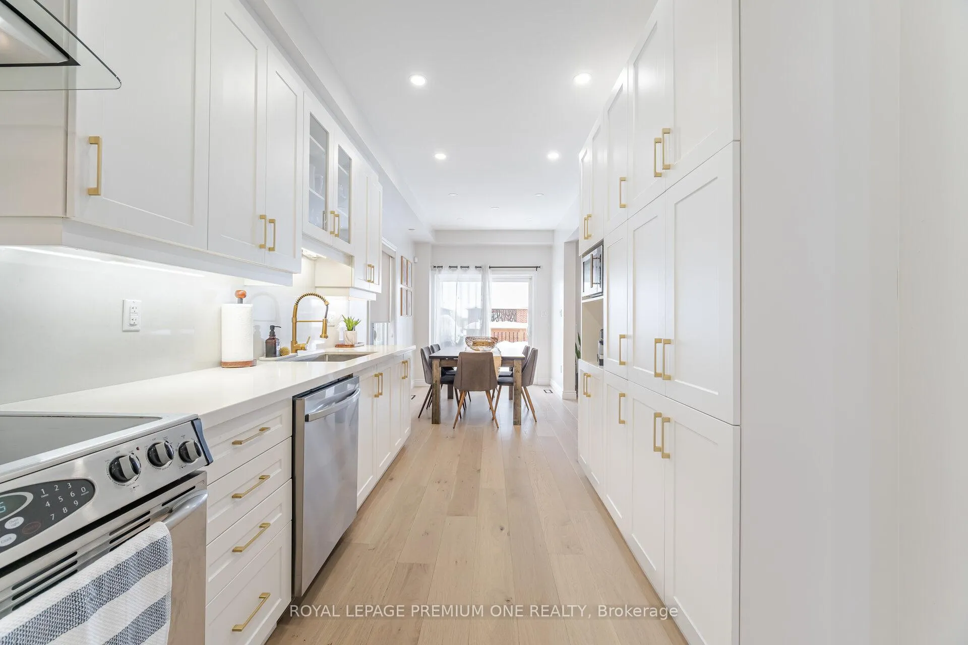 Photo 7 of 57 Cherry Bush Road, Vaughan, Patterson — HOMEH