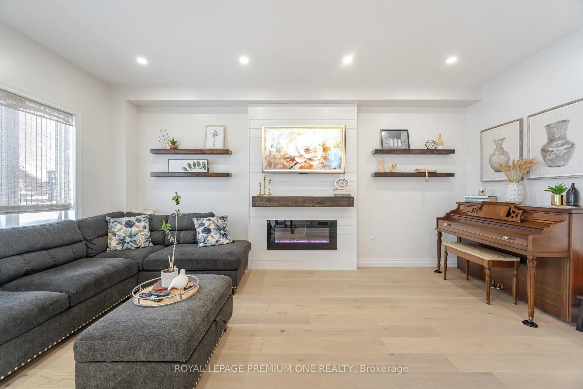 Photo 14 of 57 Cherry Bush Road, Vaughan, Patterson — HOMEH