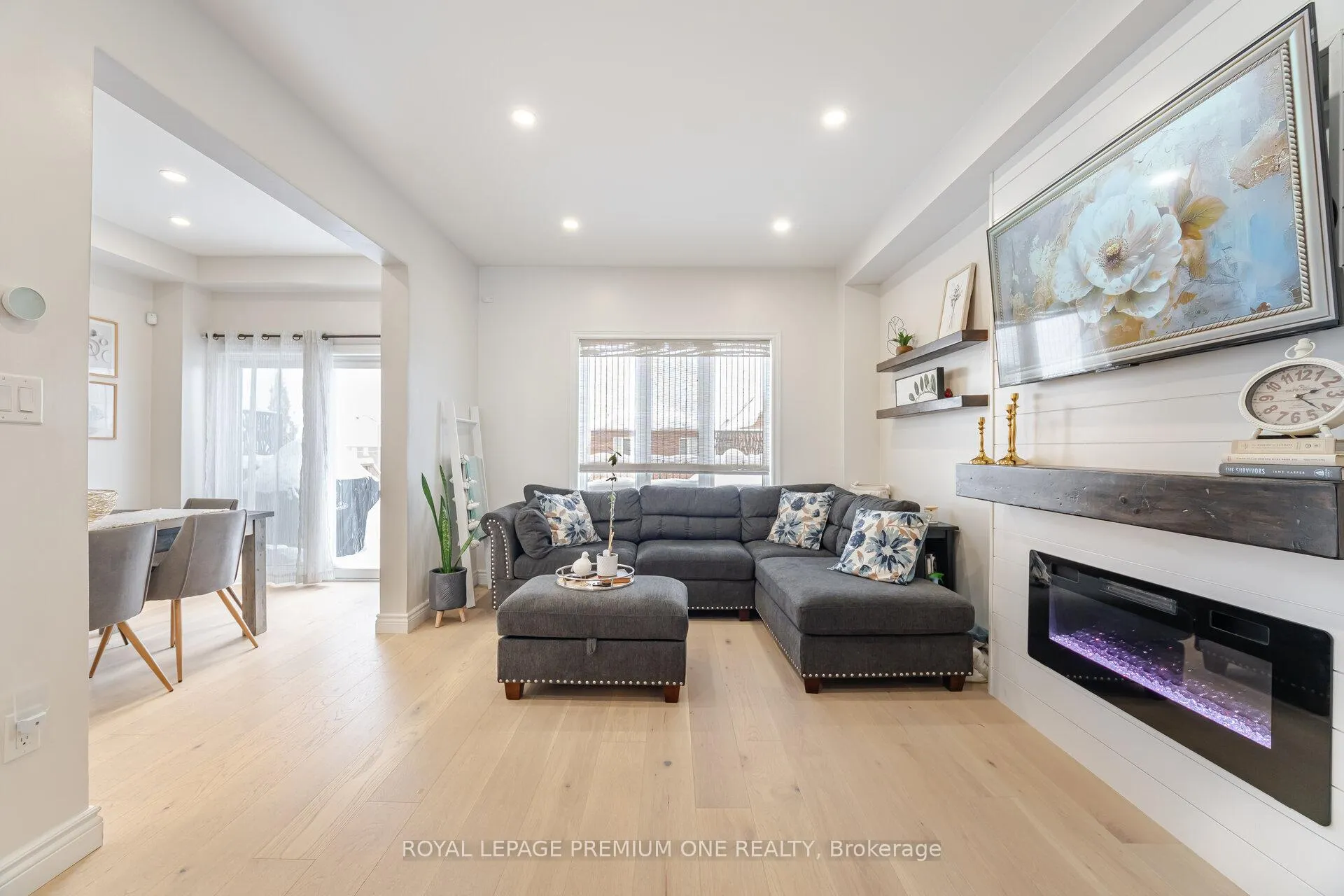 Photo 15 of 57 Cherry Bush Road, Vaughan, Patterson — HOMEH
