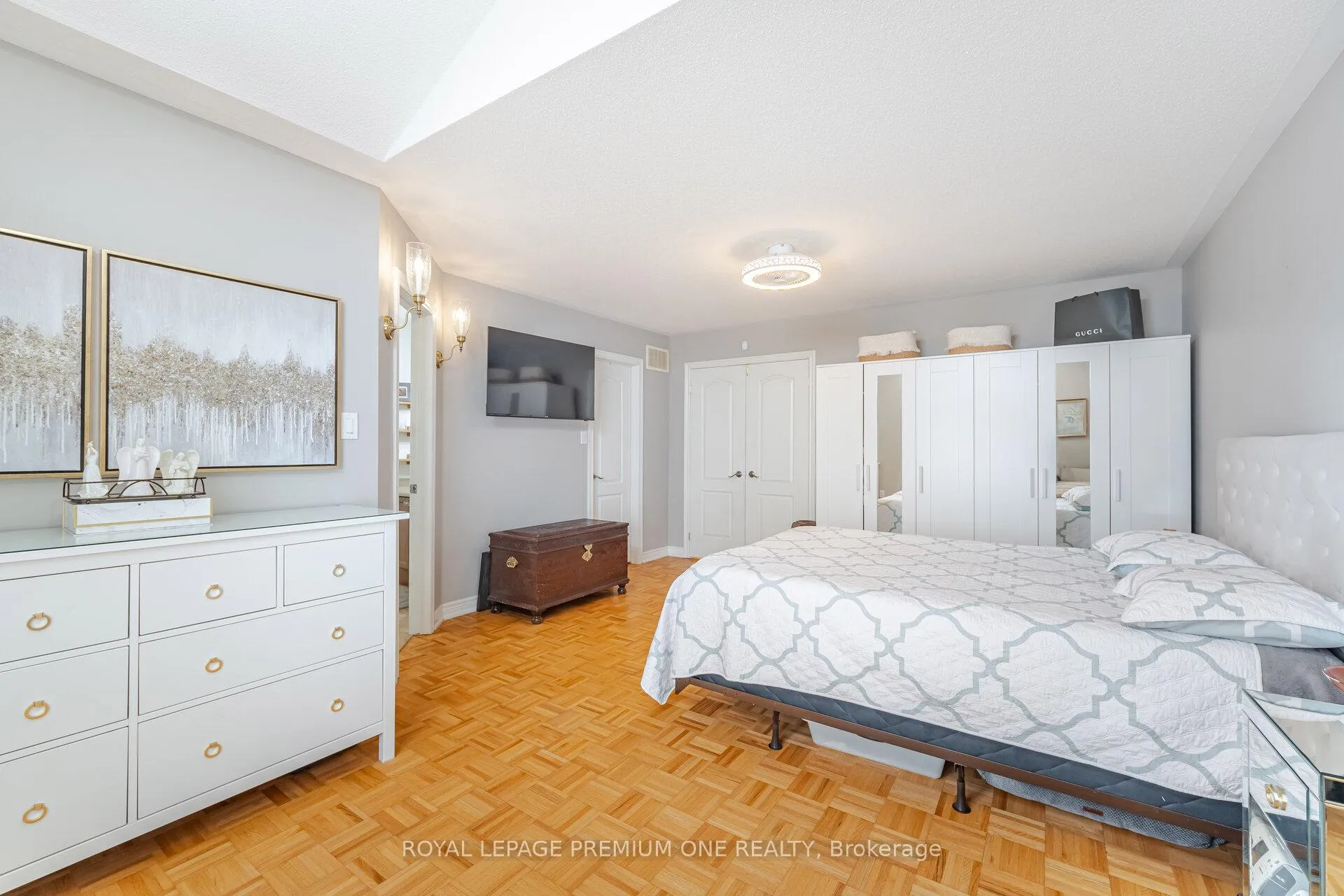 Photo 25 of 57 Cherry Bush Road, Vaughan, Patterson — HOMEH