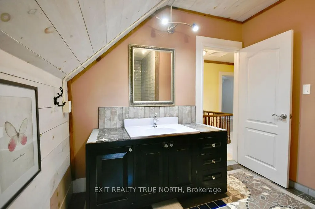 Photo 37 of 2415 Ronald Road, Springwater, Minesing — HOMEH