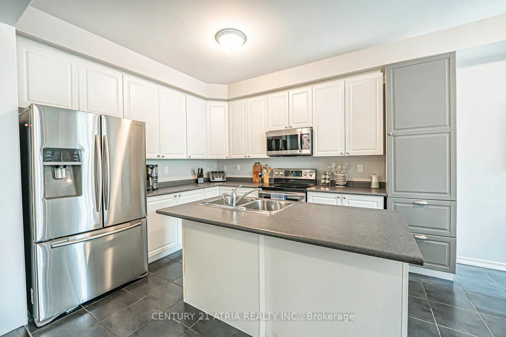 Photo 14 of 21 Chant Crescent, Ajax, Northwest Ajax — HOMEH