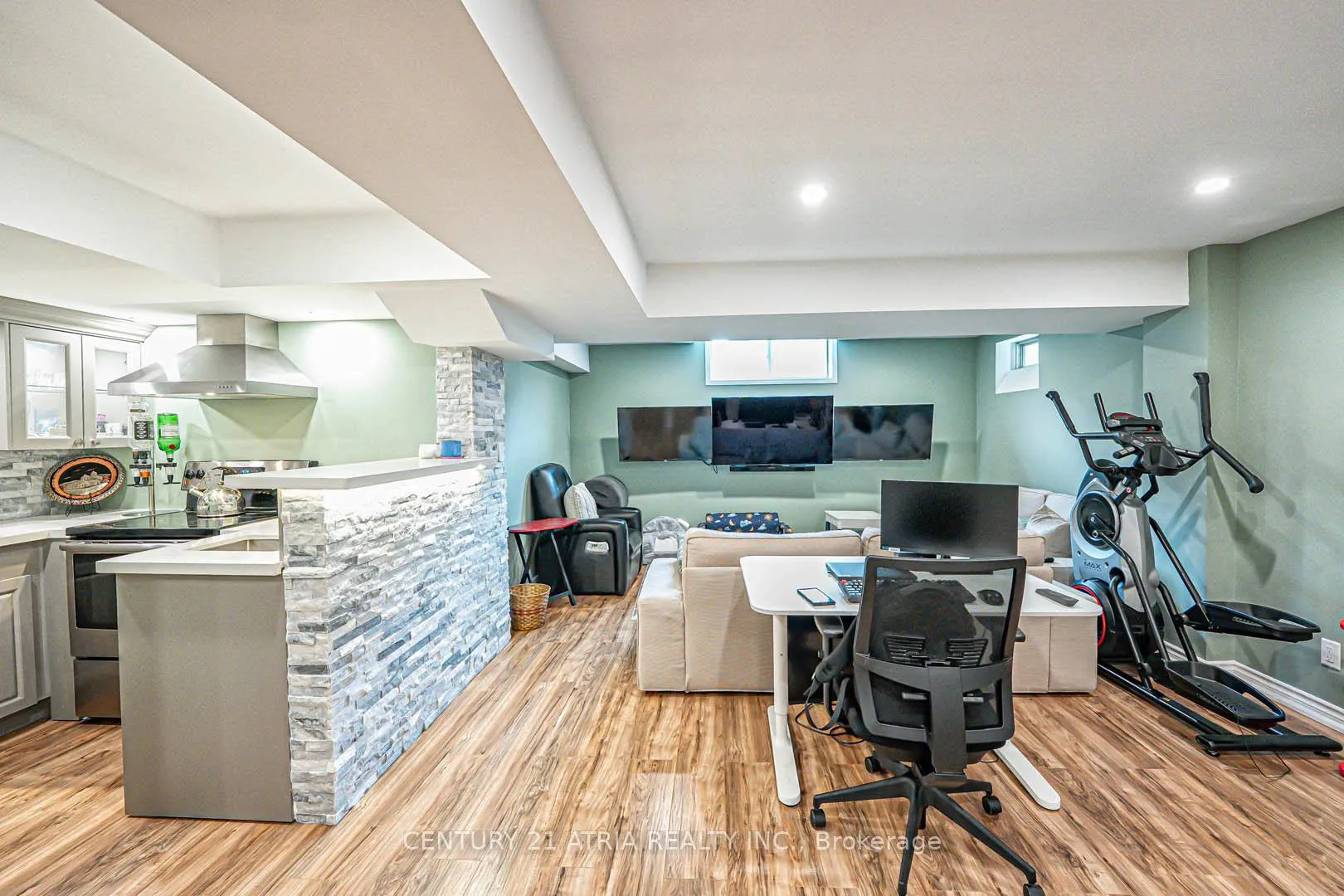 Photo 32 of 21 Chant Crescent, Ajax, Northwest Ajax — HOMEH
