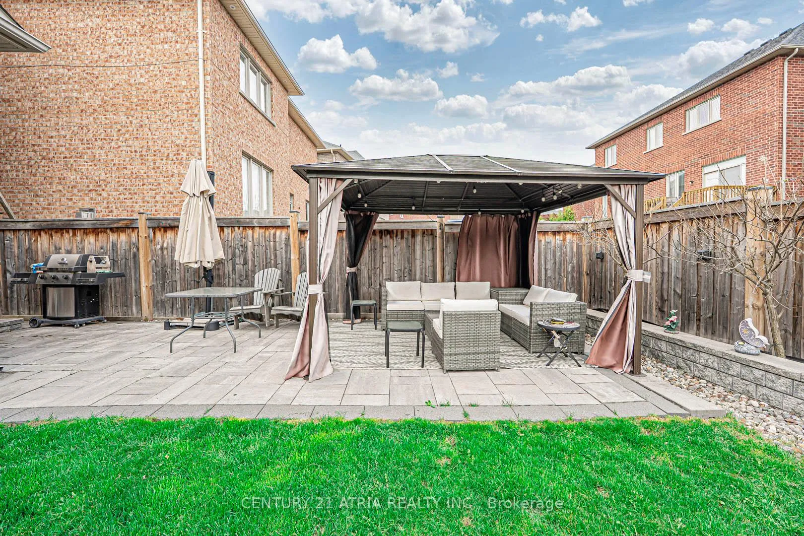Photo 41 of 21 Chant Crescent, Ajax, Northwest Ajax — HOMEH