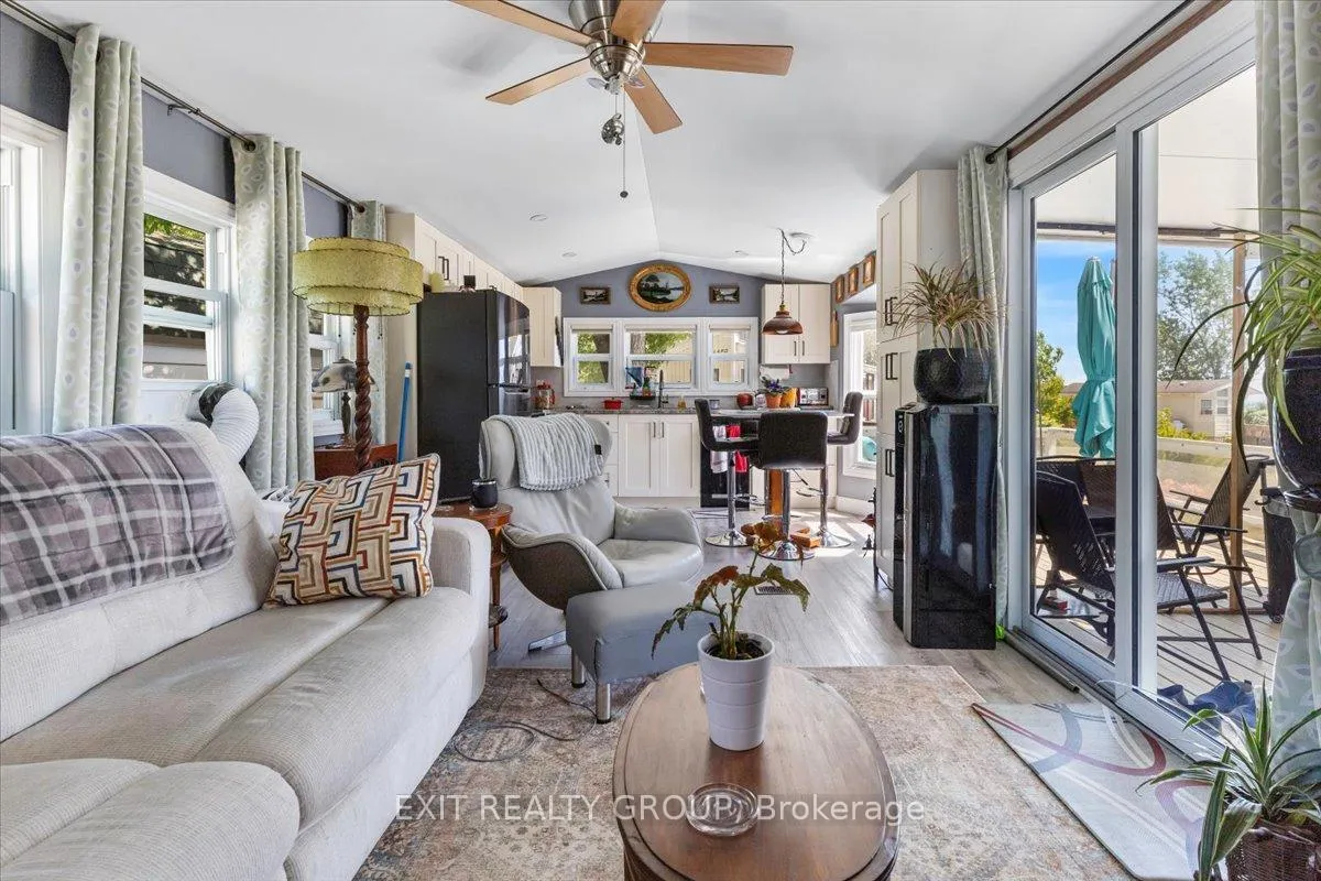 Photo 13 of Unit 1, 116 Cedardale Road, Brighton, Rural Brighton — HOMEH