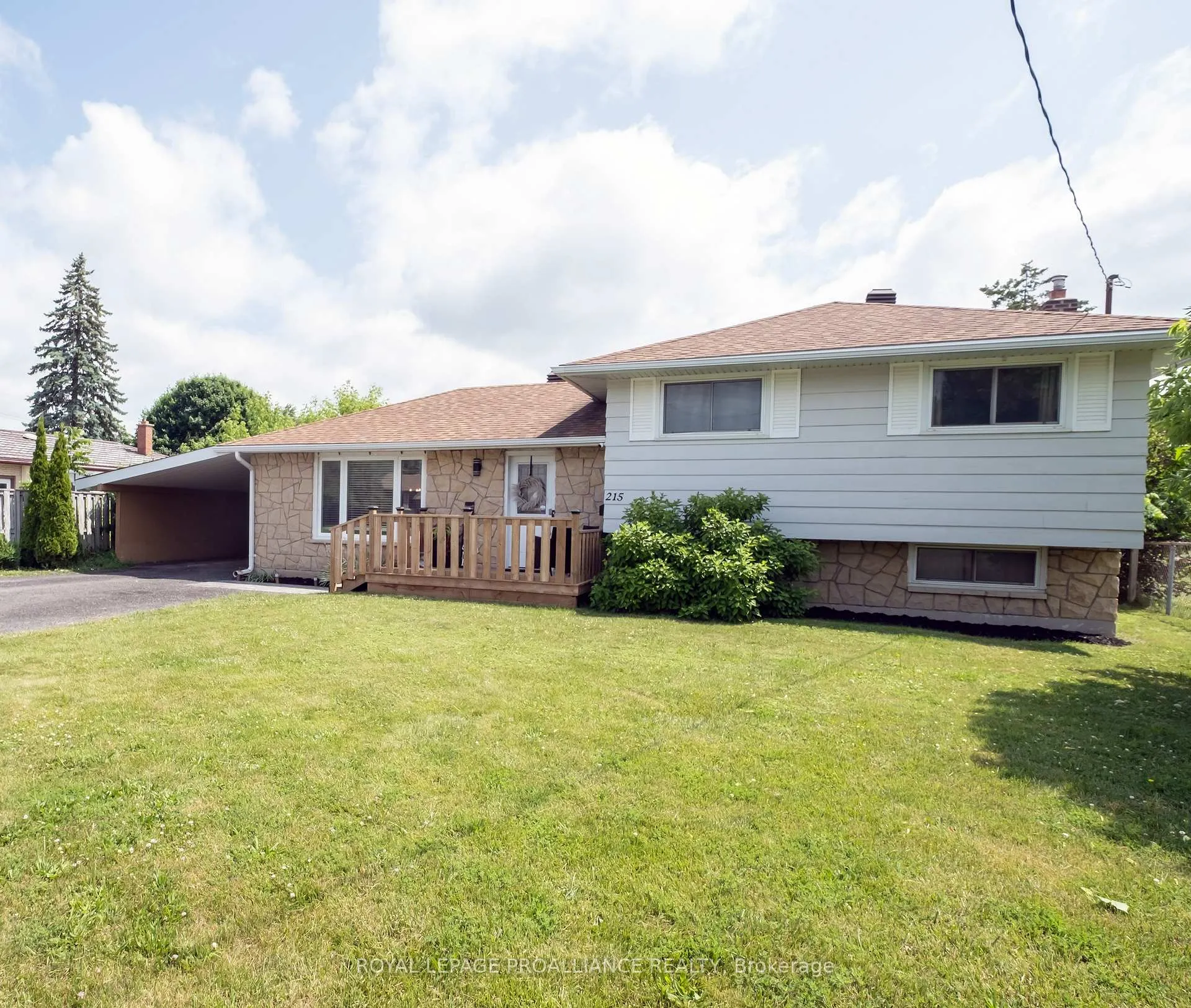 Photo 2 of 215 Haig Road, Belleville, Belleville Ward — HOMEH