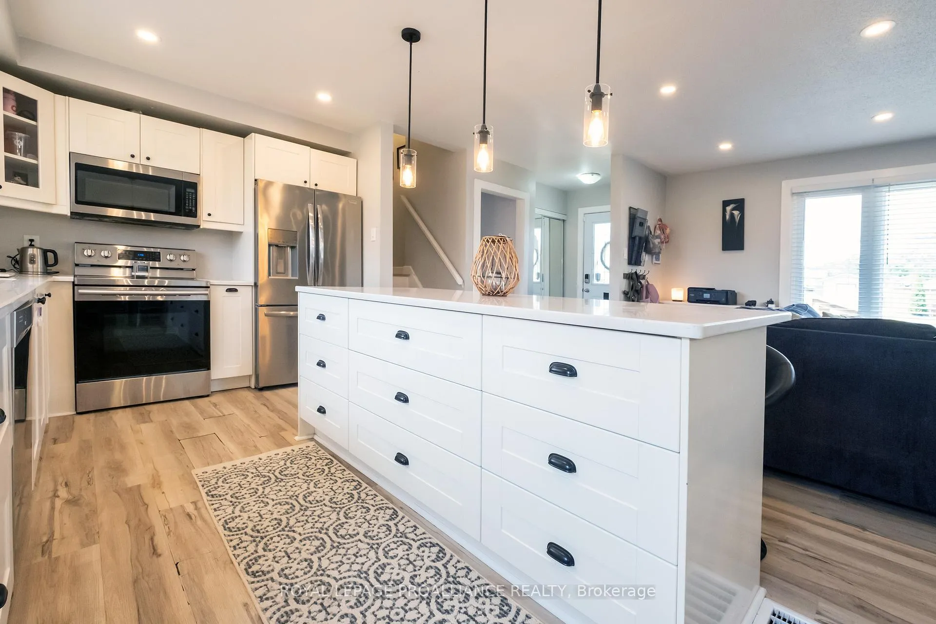 Photo 9 of 215 Haig Road, Belleville, Belleville Ward — HOMEH