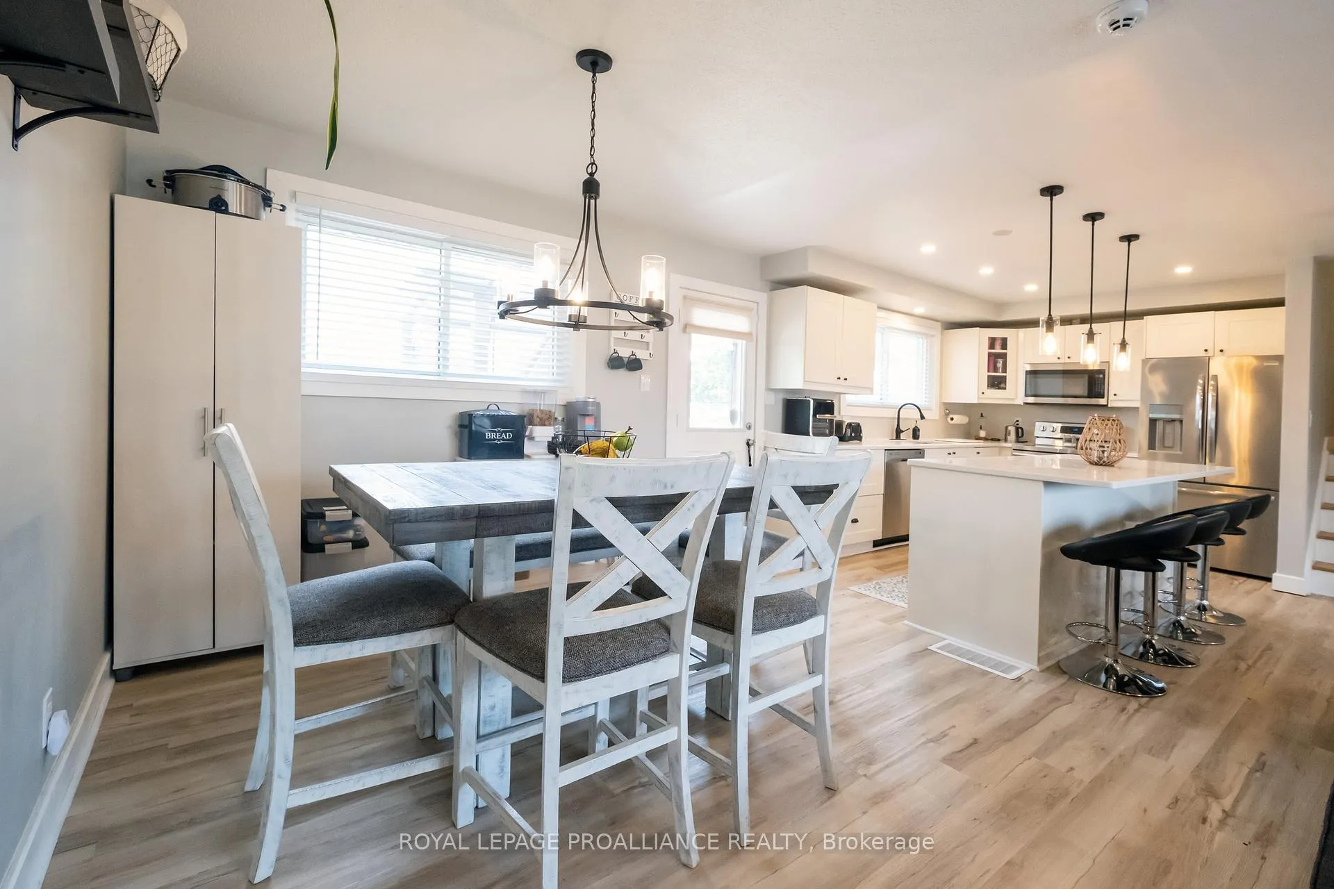 Photo 14 of 215 Haig Road, Belleville, Belleville Ward — HOMEH