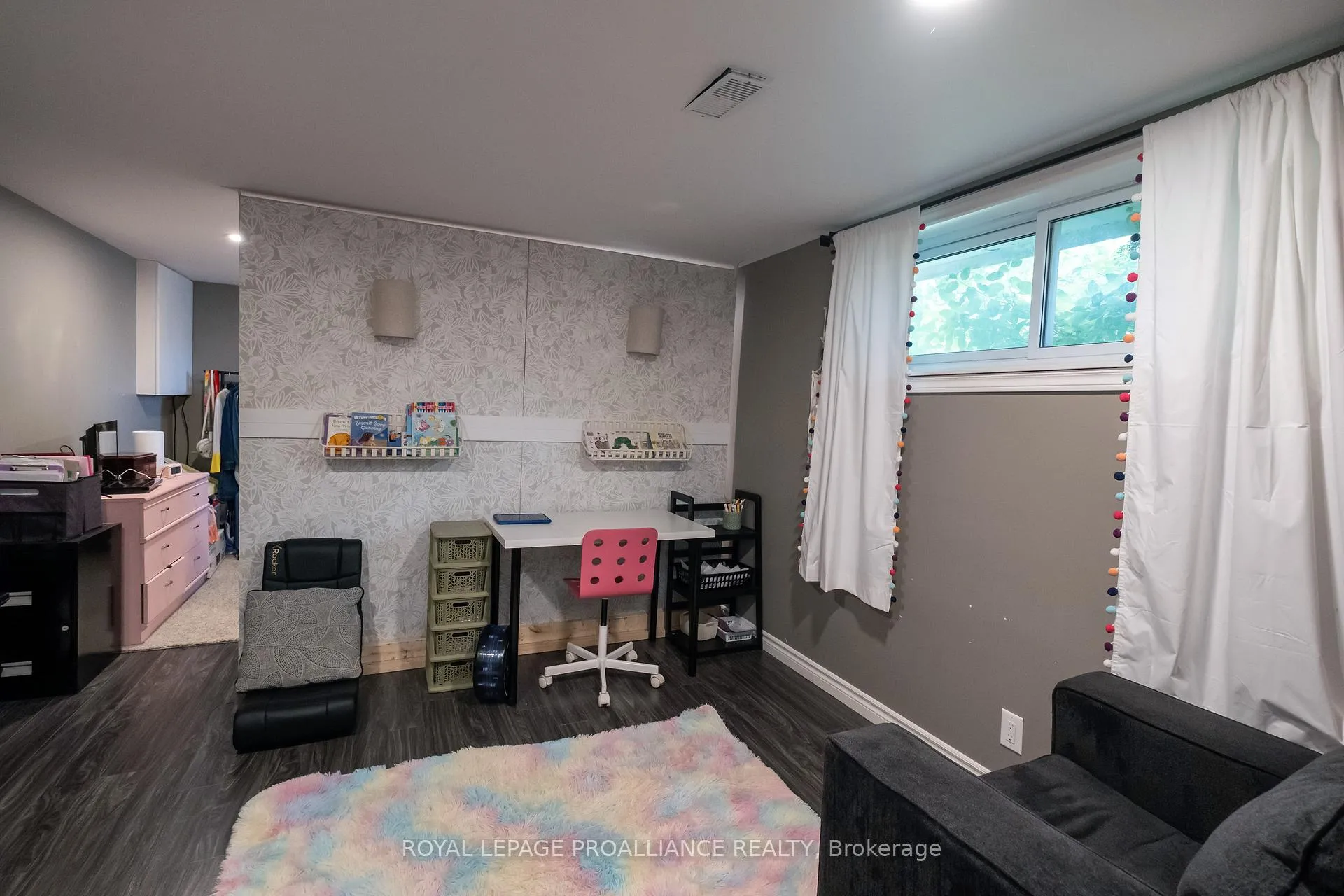 Photo 26 of 215 Haig Road, Belleville, Belleville Ward — HOMEH