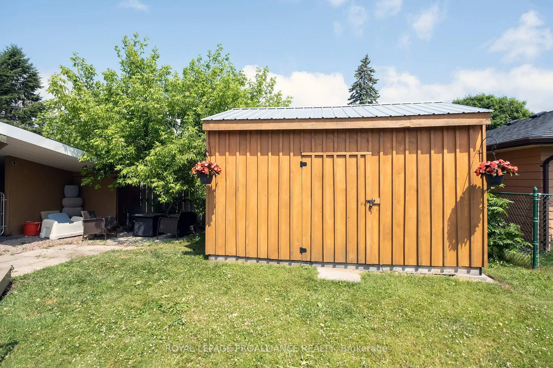 Photo 33 of 215 Haig Road, Belleville, Belleville Ward — HOMEH