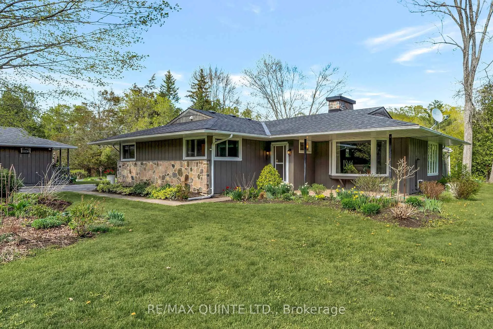 Photo 7 of 150a Hoskin Road, Belleville, Thurlow Ward — HOMEH