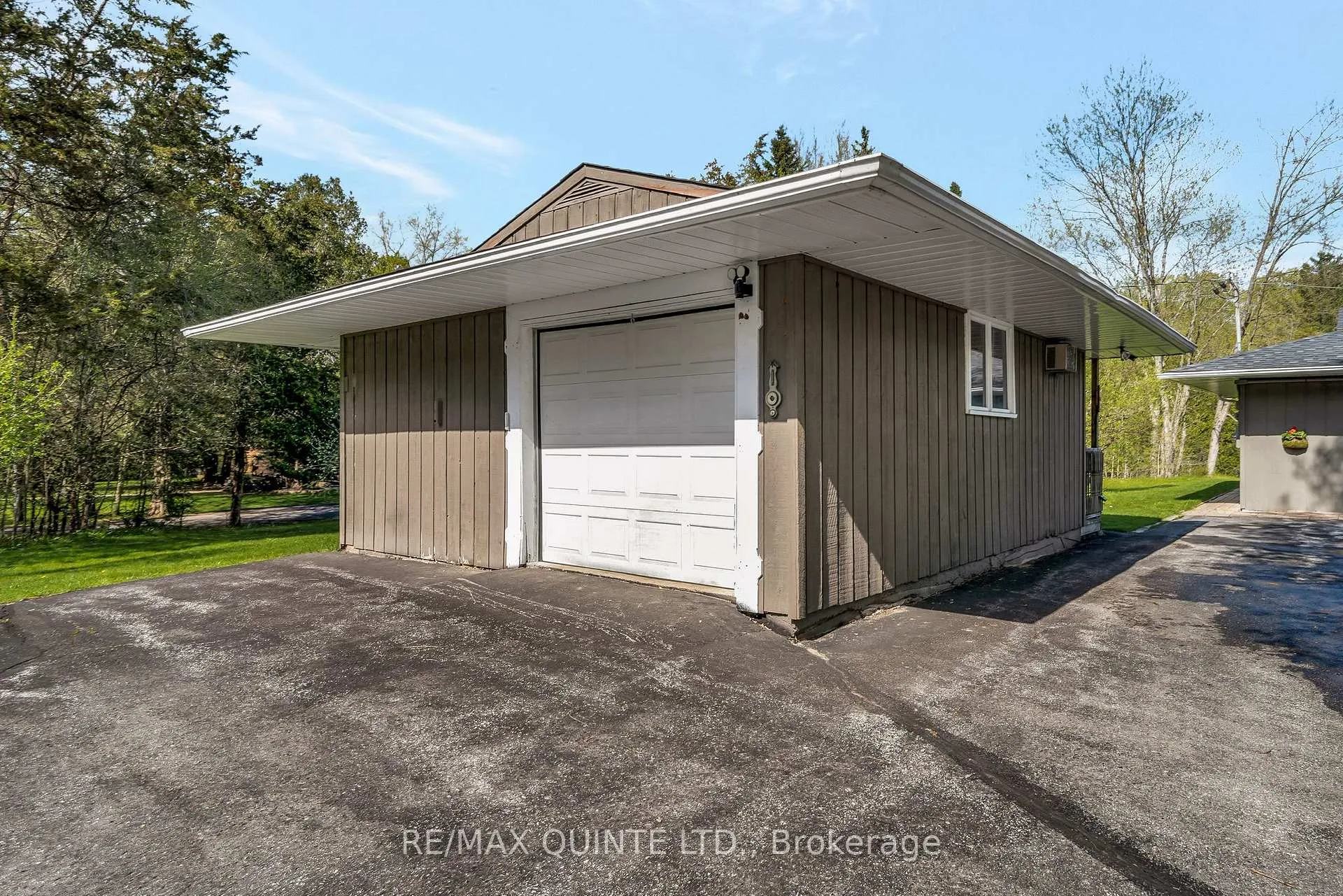 Photo 39 of 150a Hoskin Road, Belleville, Thurlow Ward — HOMEH