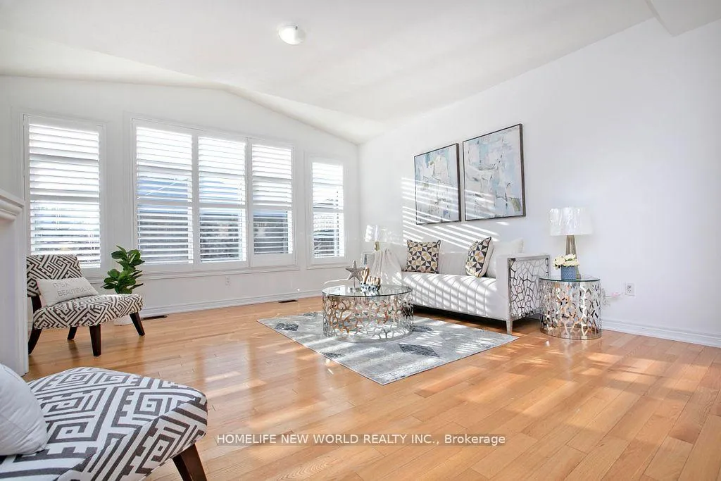 Photo 11 of 25 Saddlebrook Drive, Markham, Cornell — HOMEH