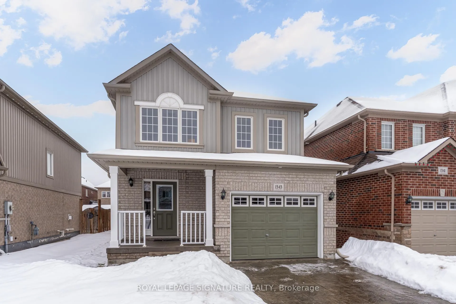 Photo 1 of 1343 Cronk Court, Oshawa, Eastdale — HOMEH