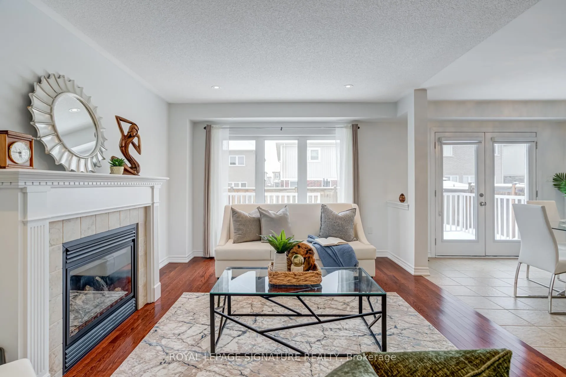Photo 13 of 1343 Cronk Court, Oshawa, Eastdale — HOMEH
