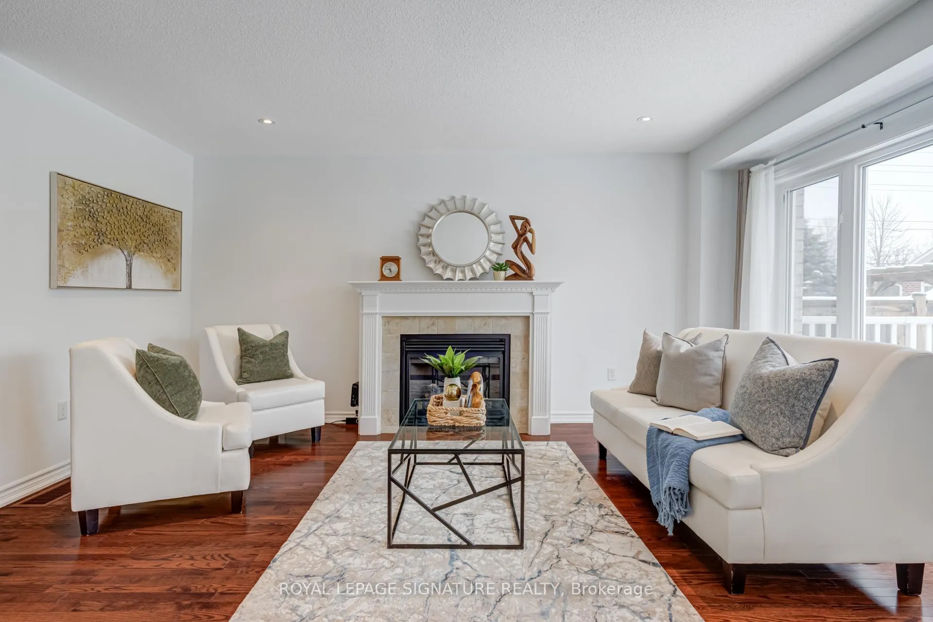 Photo 14 of 1343 Cronk Court, Oshawa, Eastdale — HOMEH